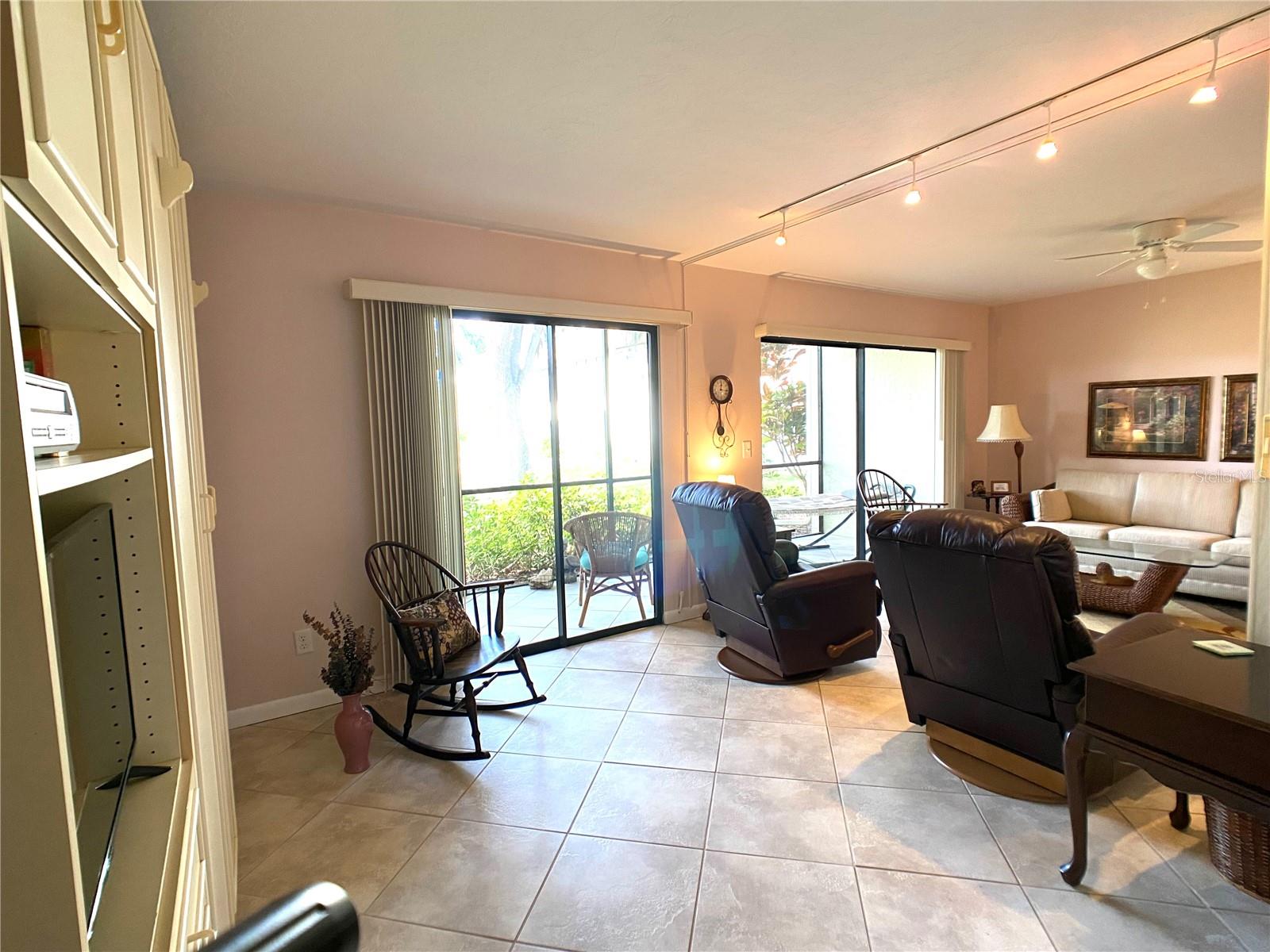 654 Bird Bay Dr E #106 Property Photo 6