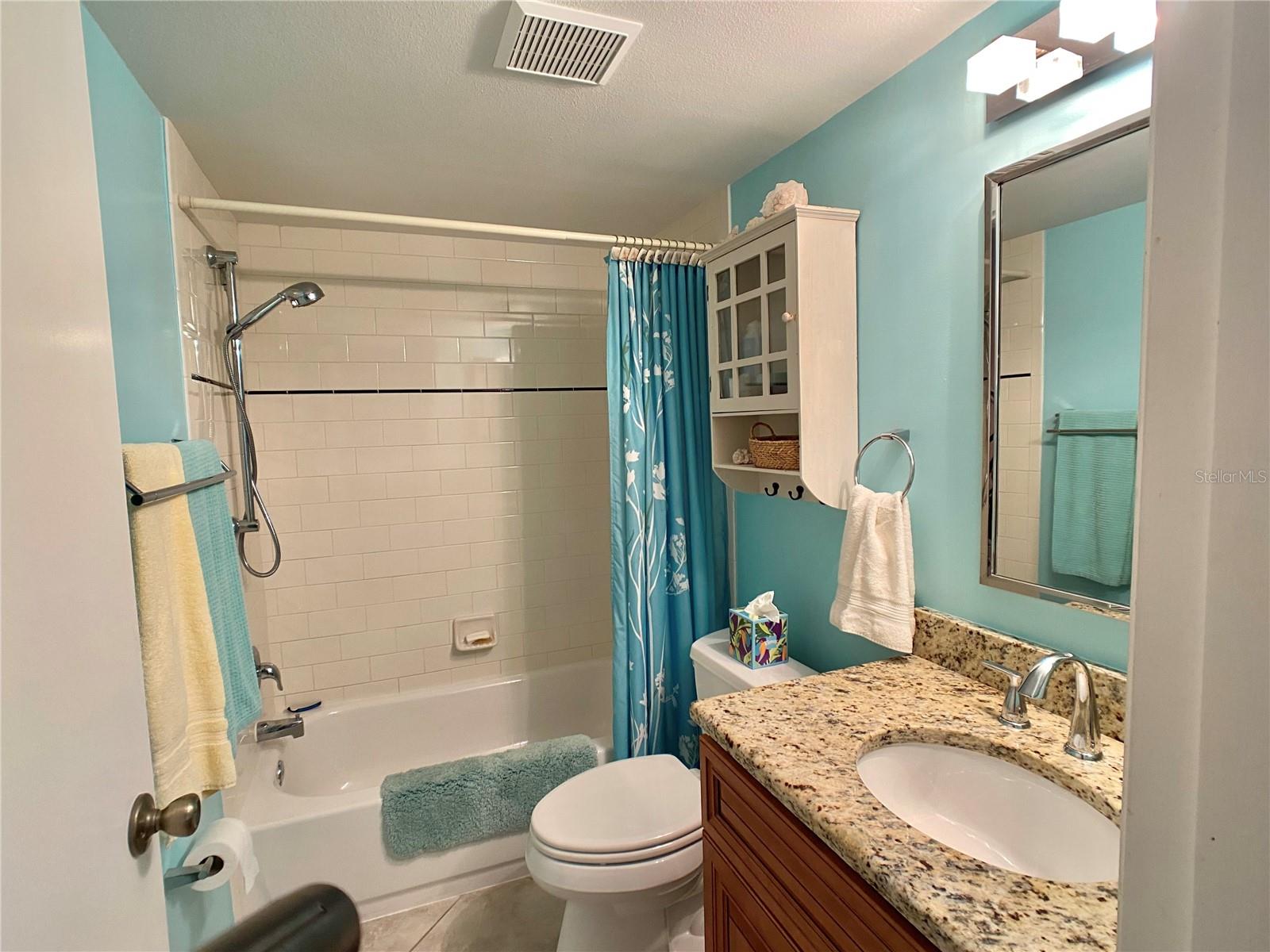 654 Bird Bay Dr E #106 Property Photo 12