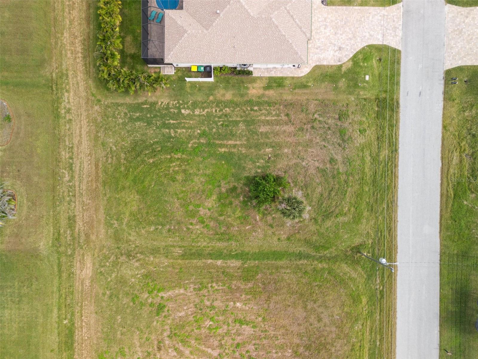 85 White Marsh Ln Property Photo 2