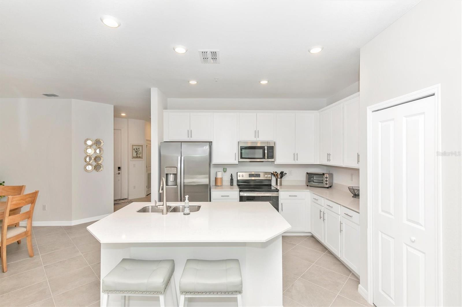 12280 Wellen Golf St #301 Property Photo 5