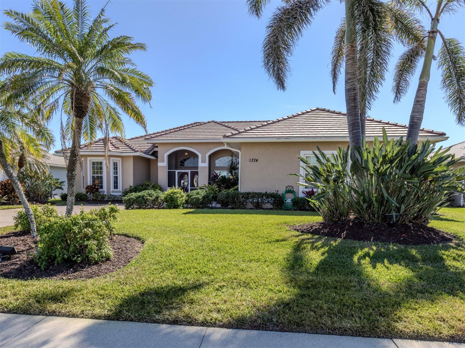 1374 Brenner Park Dr Property Photo 2