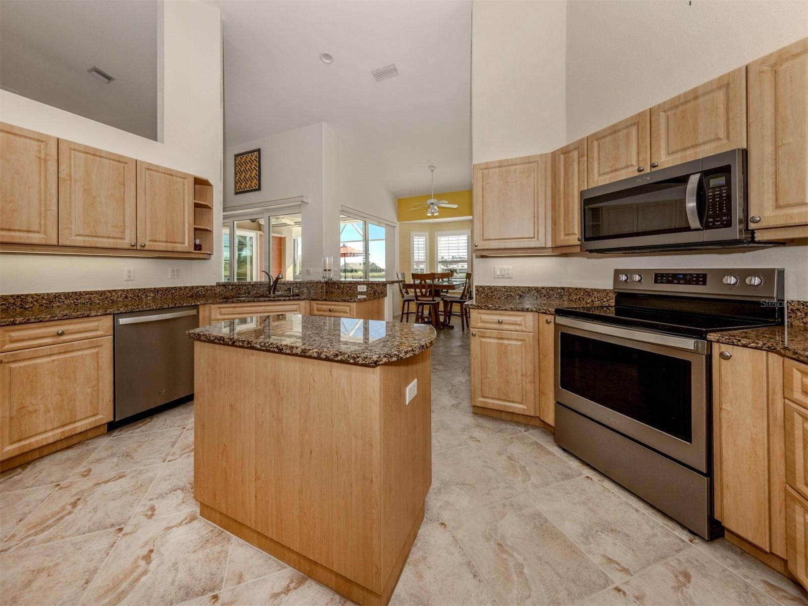 1374 Brenner Park Dr Property Photo 11