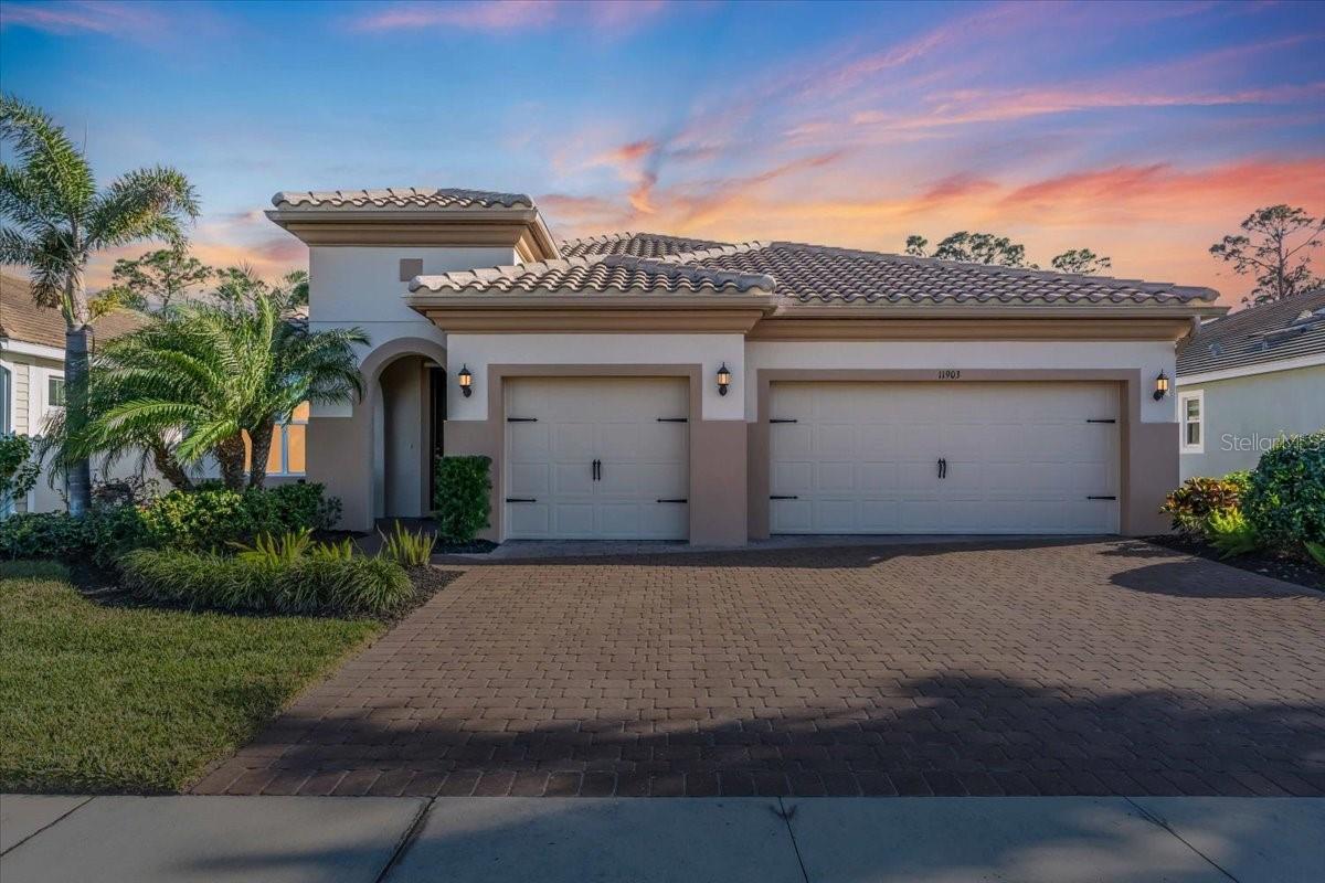 11903 Alessandro Ln Property Photo 1