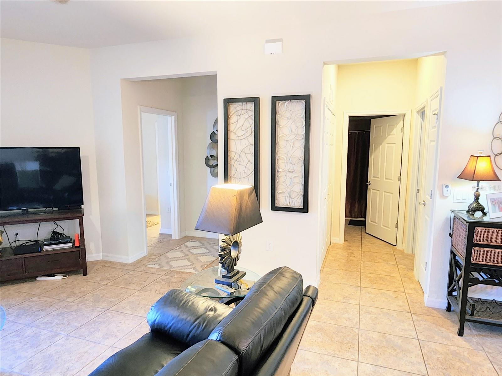 13892 Alafaya St Property Photo 9