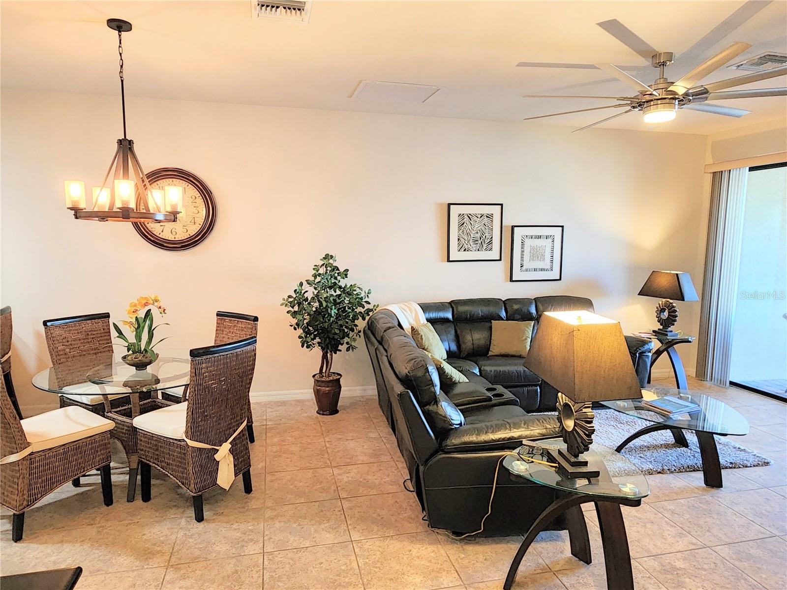 13892 Alafaya St Property Photo 10