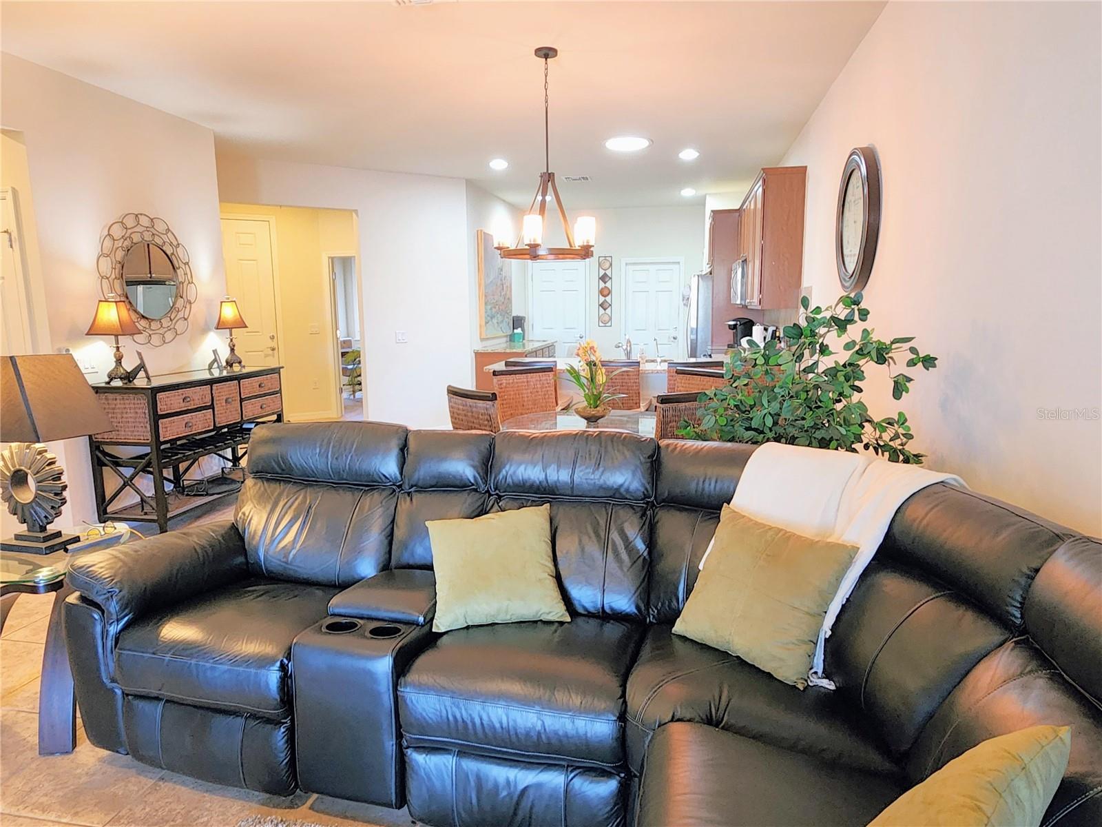 13892 Alafaya St Property Photo 11