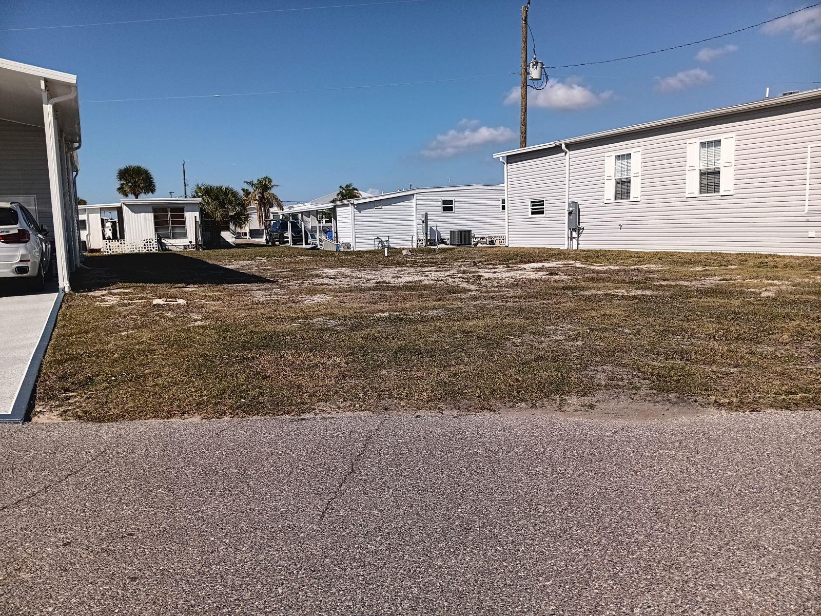 604 N Waterway Property Photo 1
