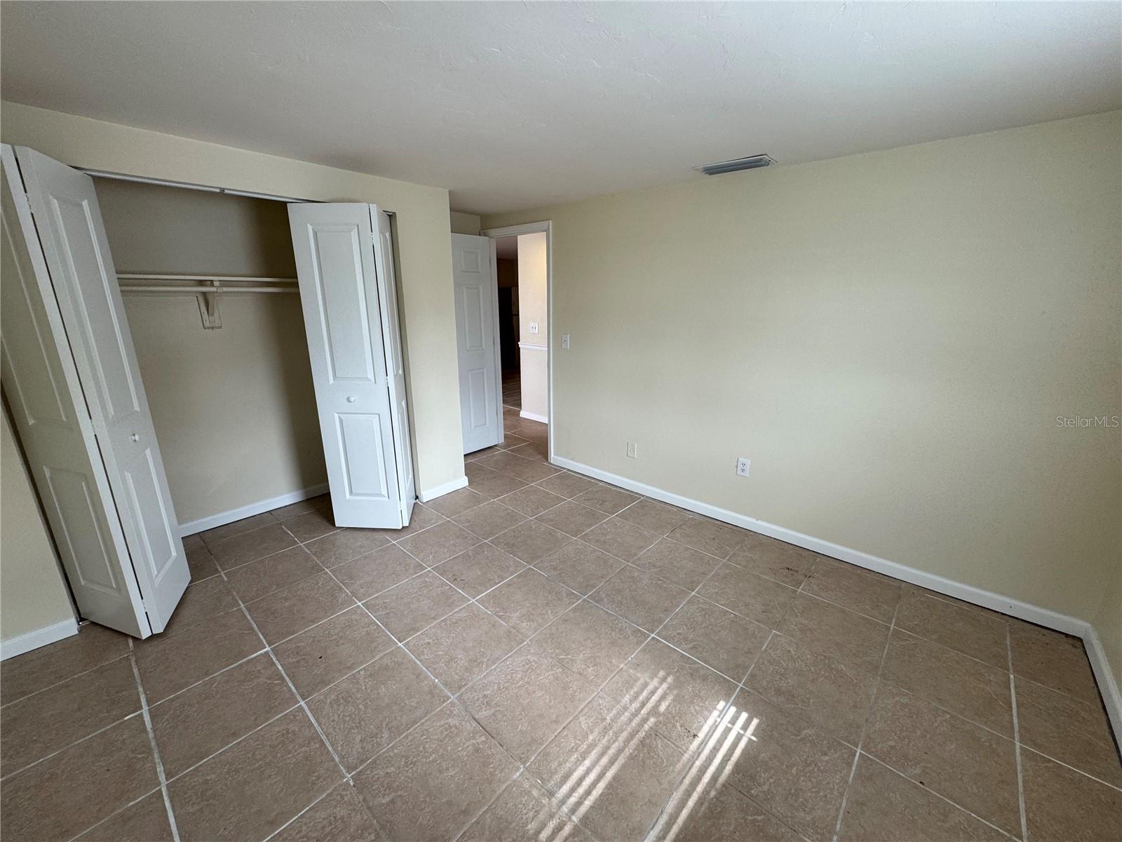 2111 Forked Creek Dr Property Photo 10