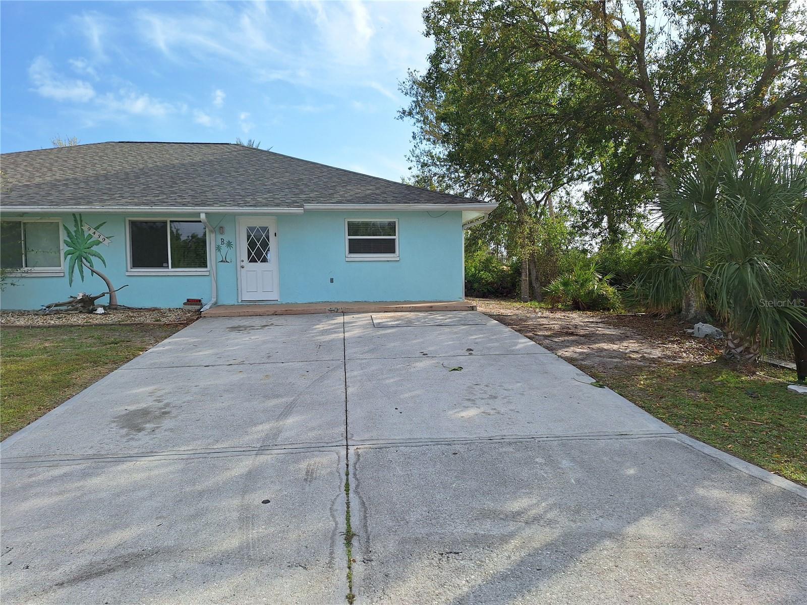 9439 Acco Ave #b Property Photo