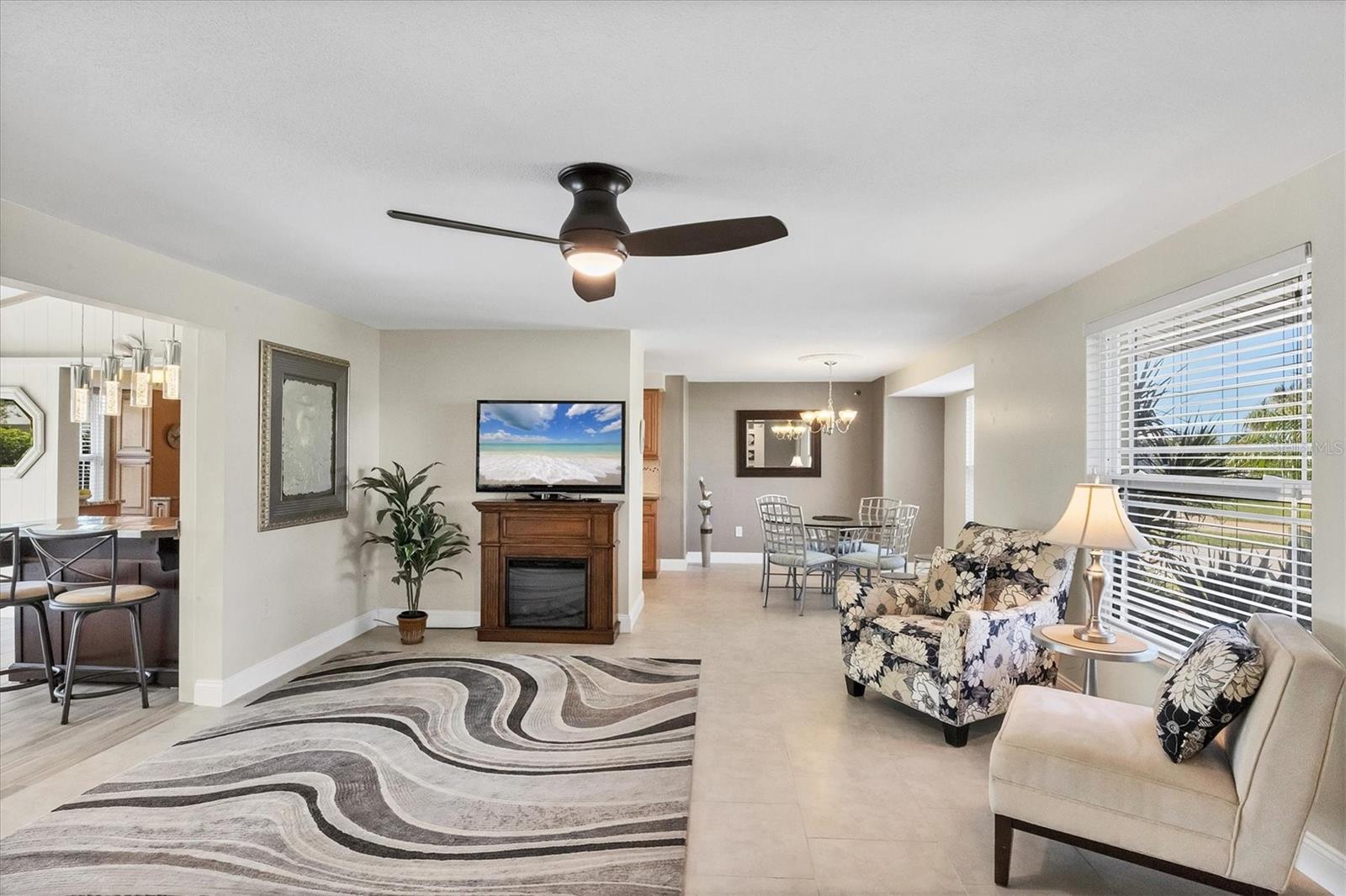 51 Oakwood Dr N #51 Property Photo 6