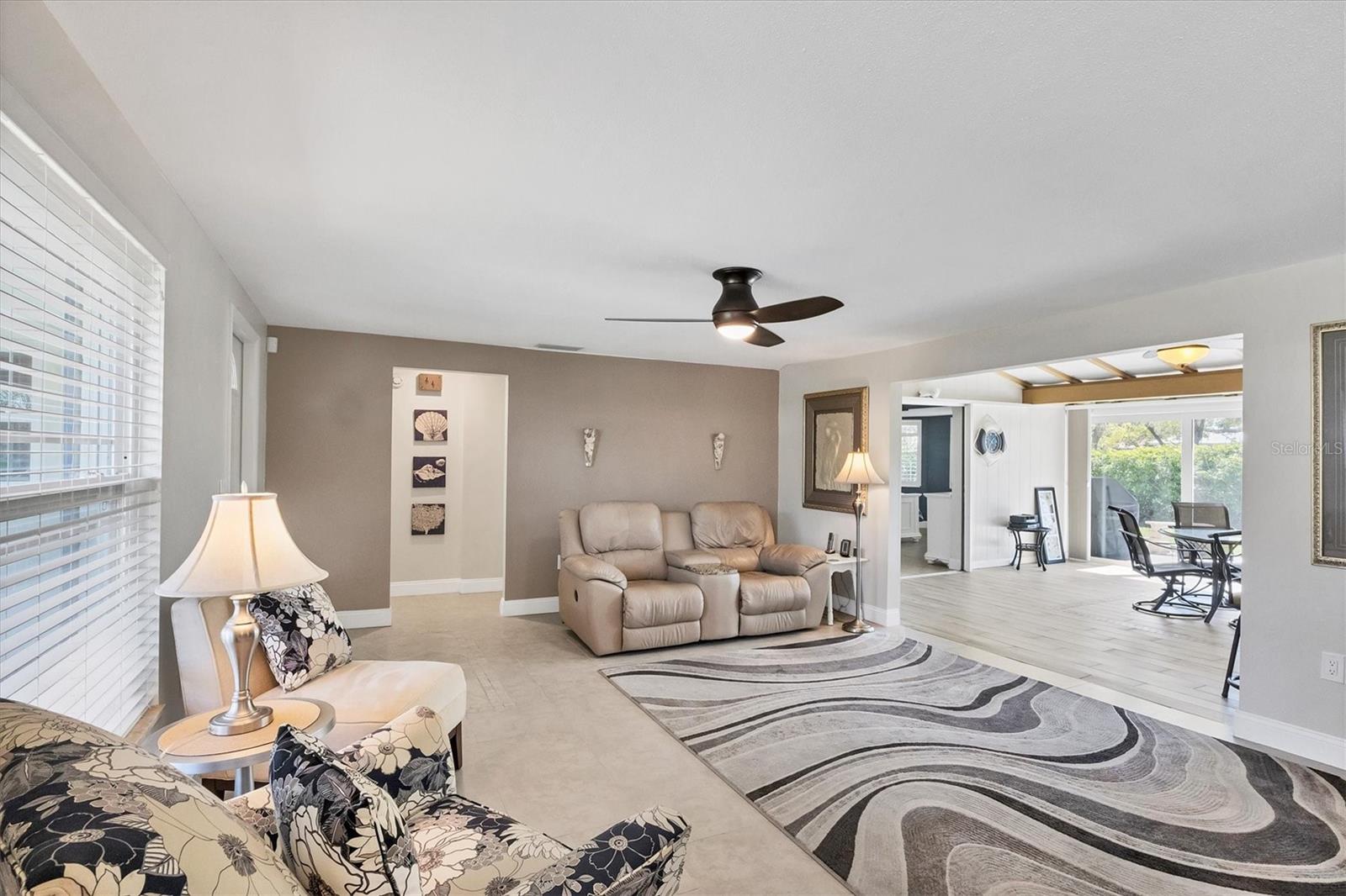 51 Oakwood Dr N #51 Property Photo 10