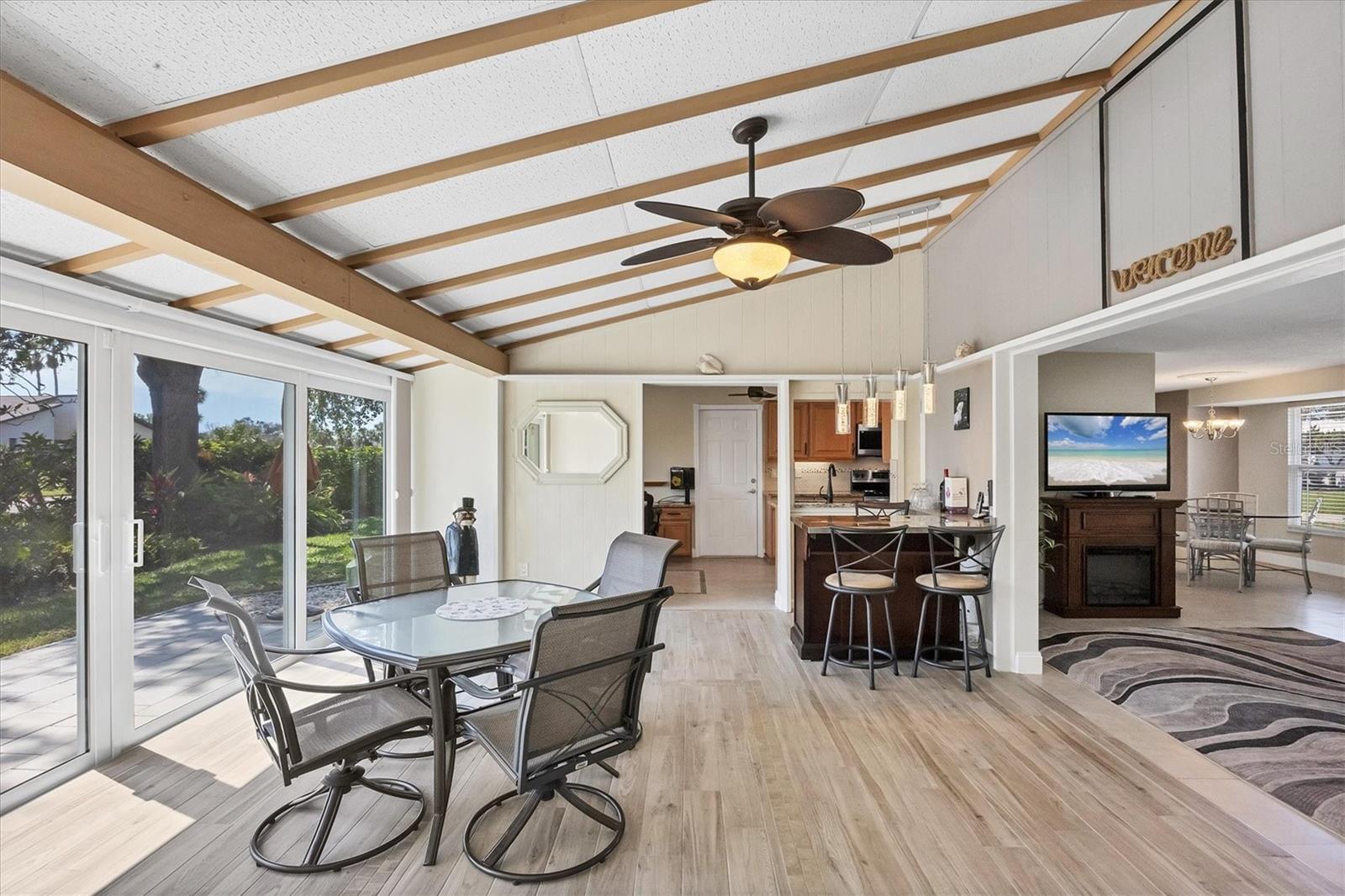 51 Oakwood Dr N #51 Property Photo 16