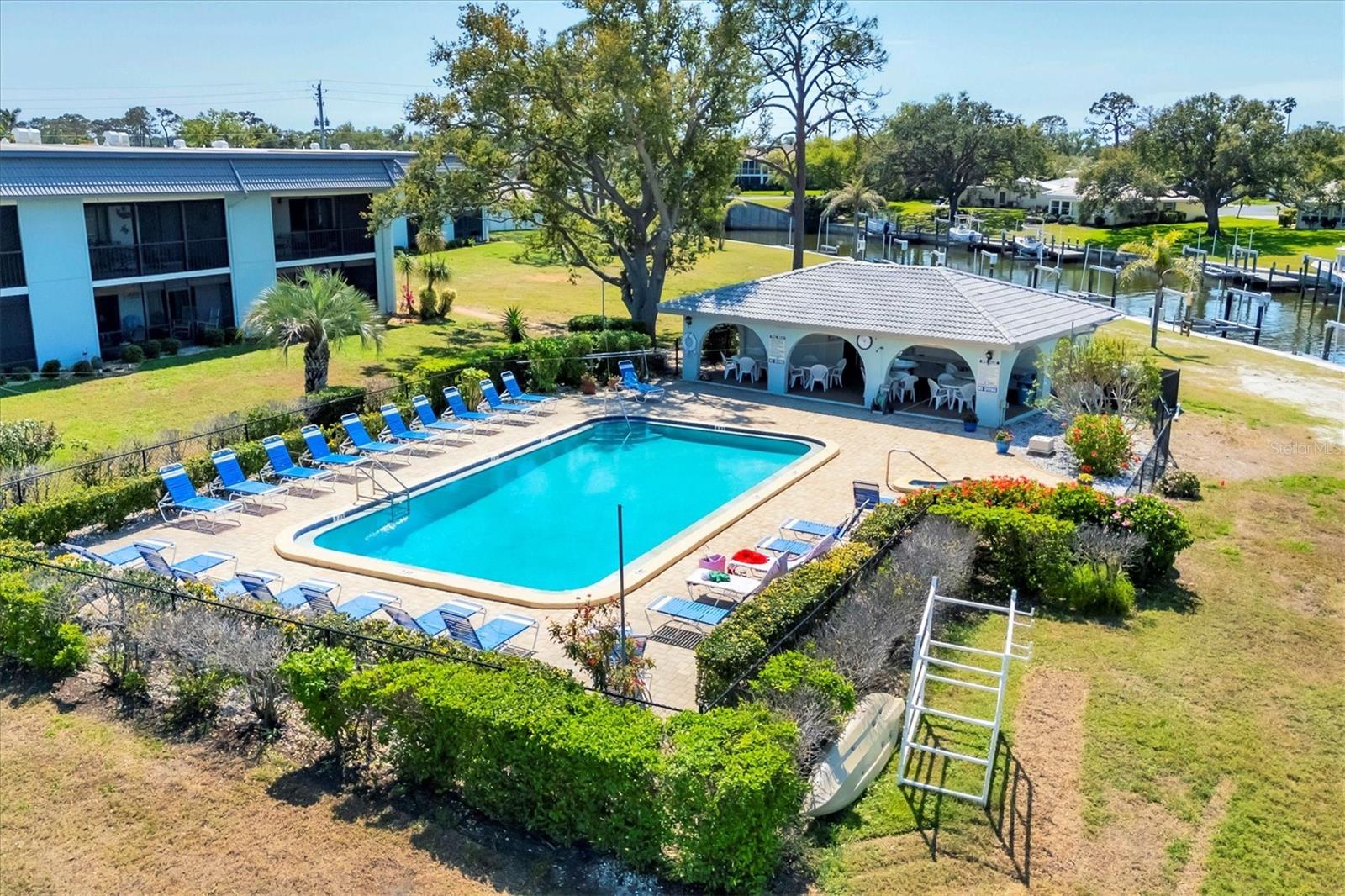 51 Oakwood Dr N #51 Property Photo 34