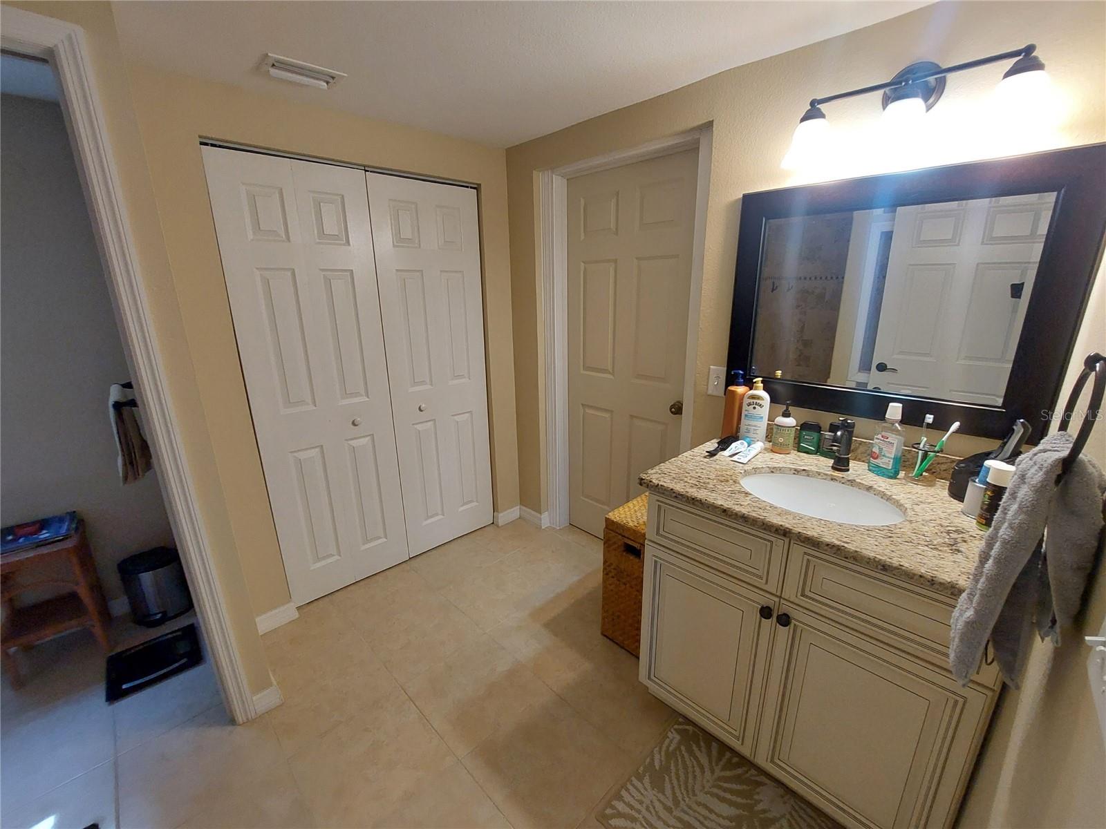 1541 Crest Dr Property Photo 10