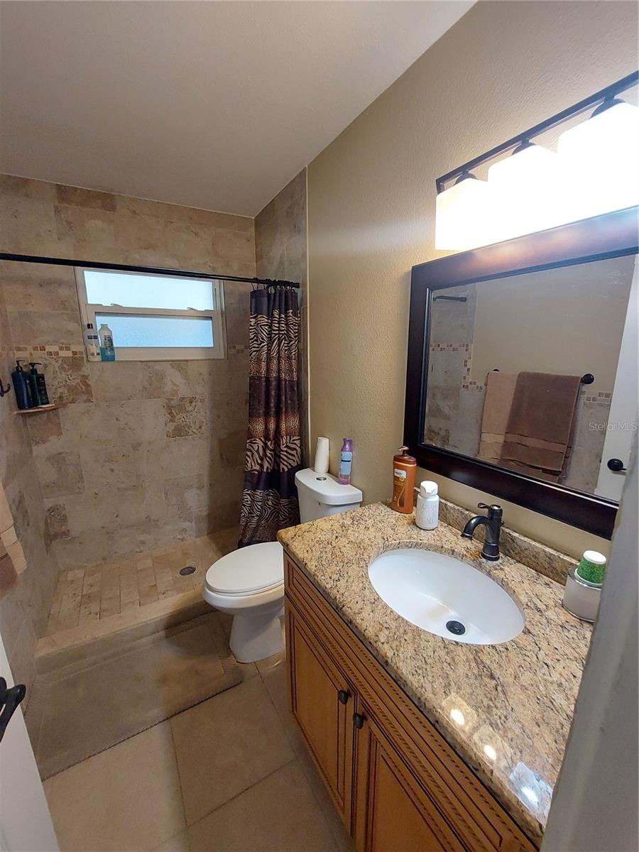 1541 Crest Dr Property Photo 13