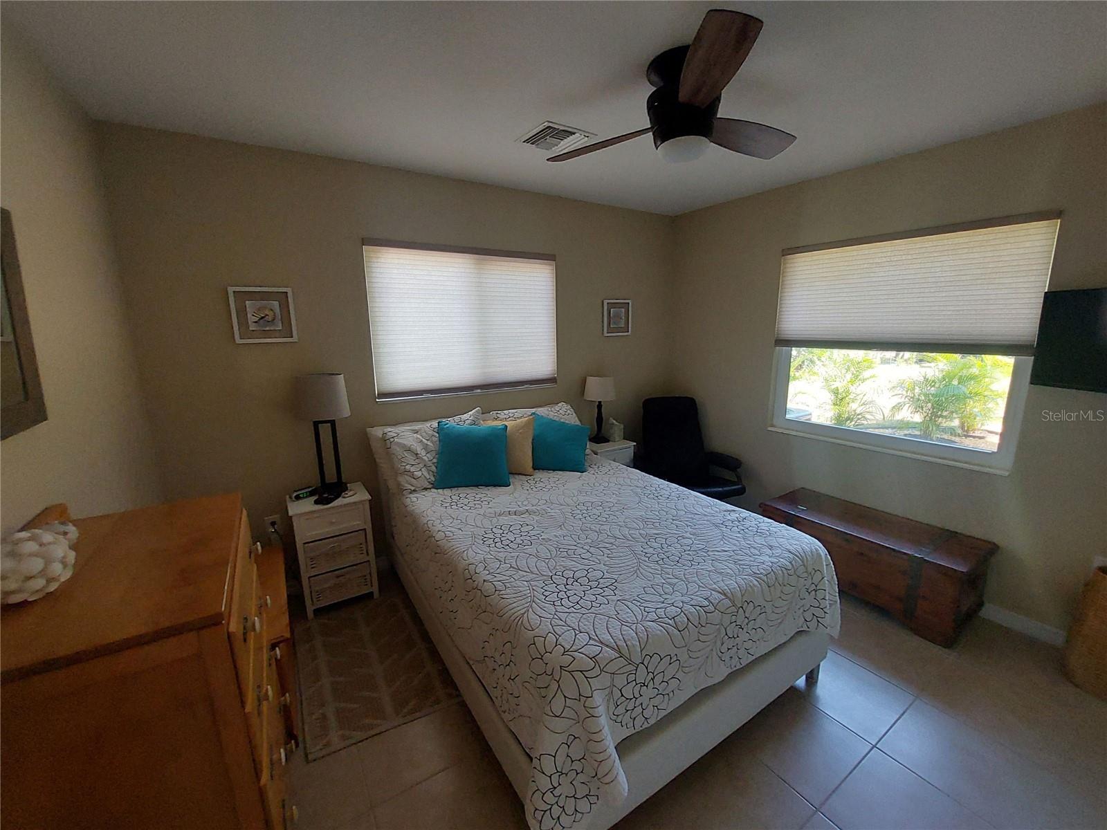 1541 Crest Dr Property Photo 15