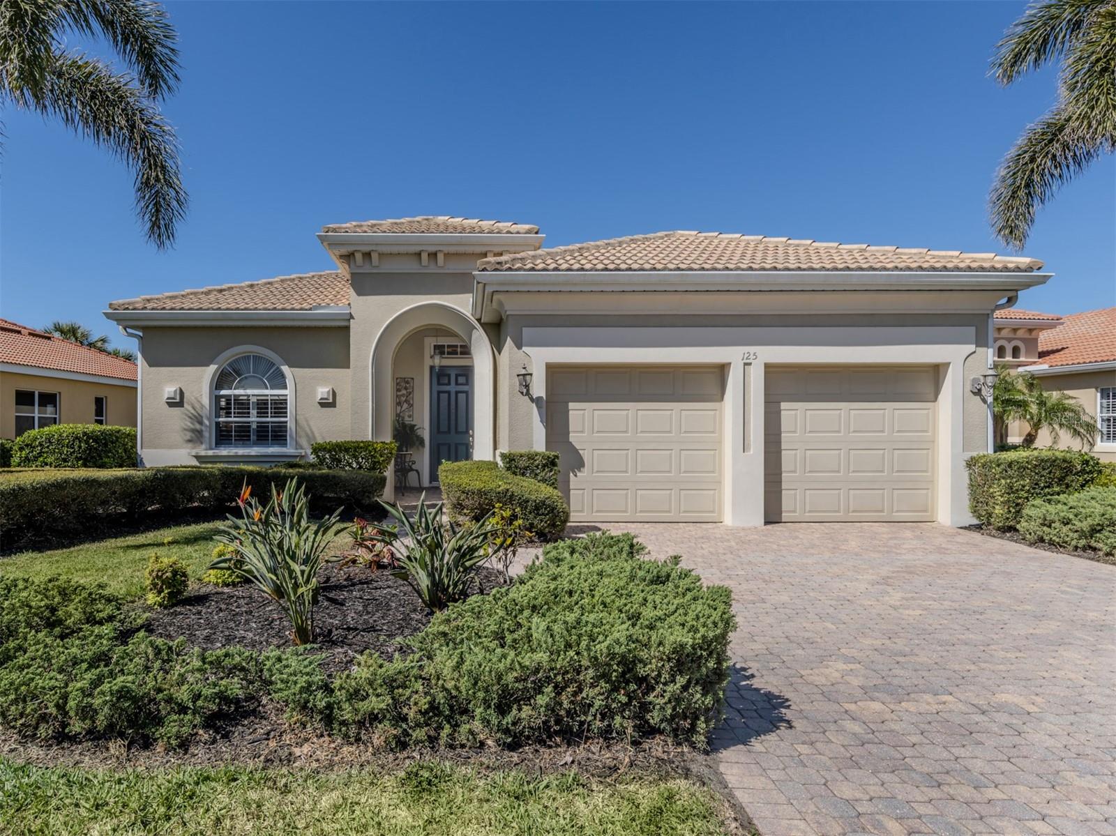 125 Savona Property Photo