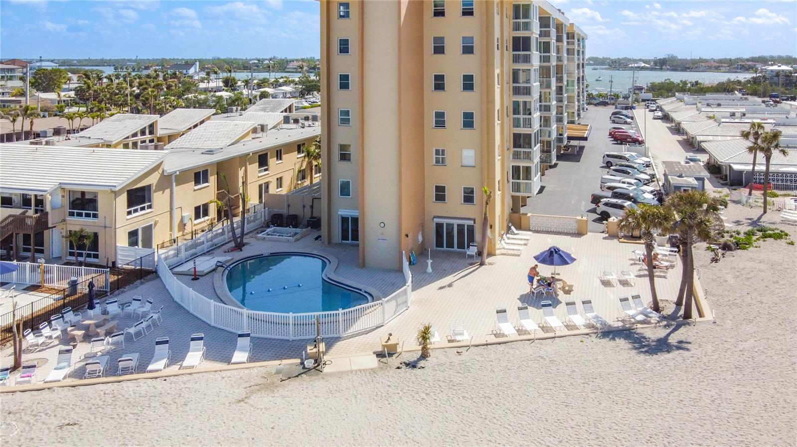 1255 Tarpon Center Dr #503 Property Photo 2