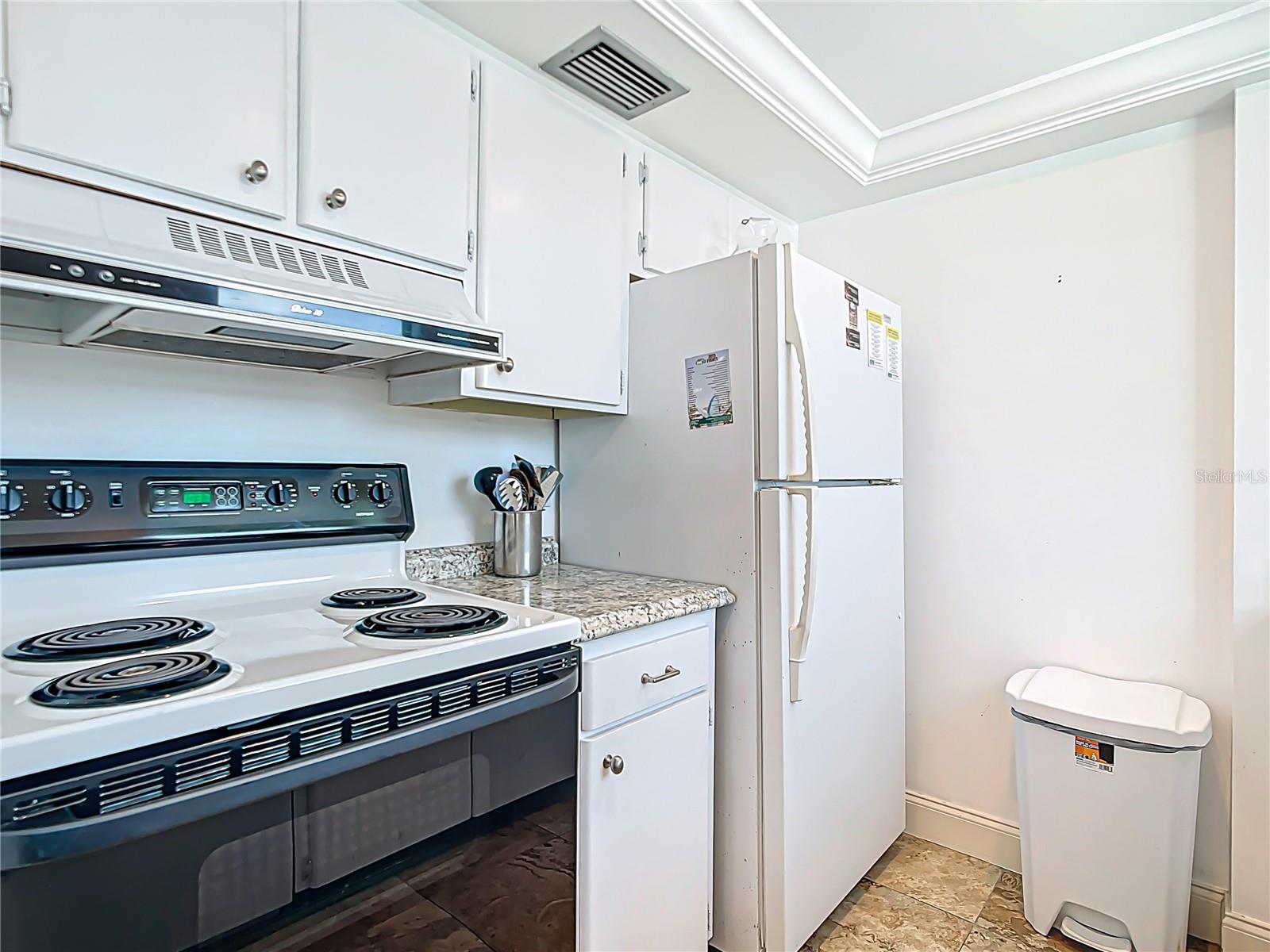 1255 Tarpon Center Dr #503 Property Photo 12