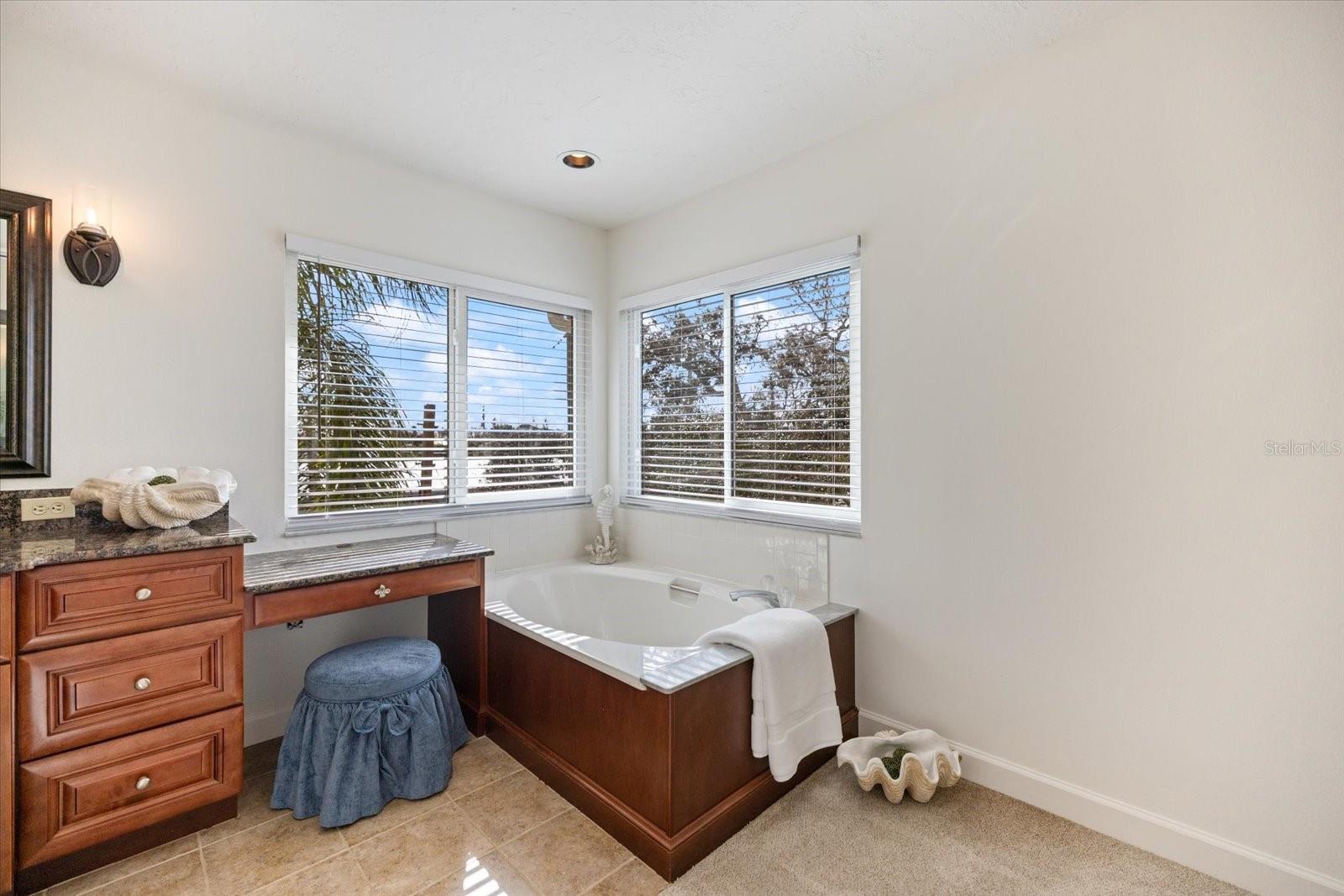 109 Bayshore Rd #10 Property Photo 31