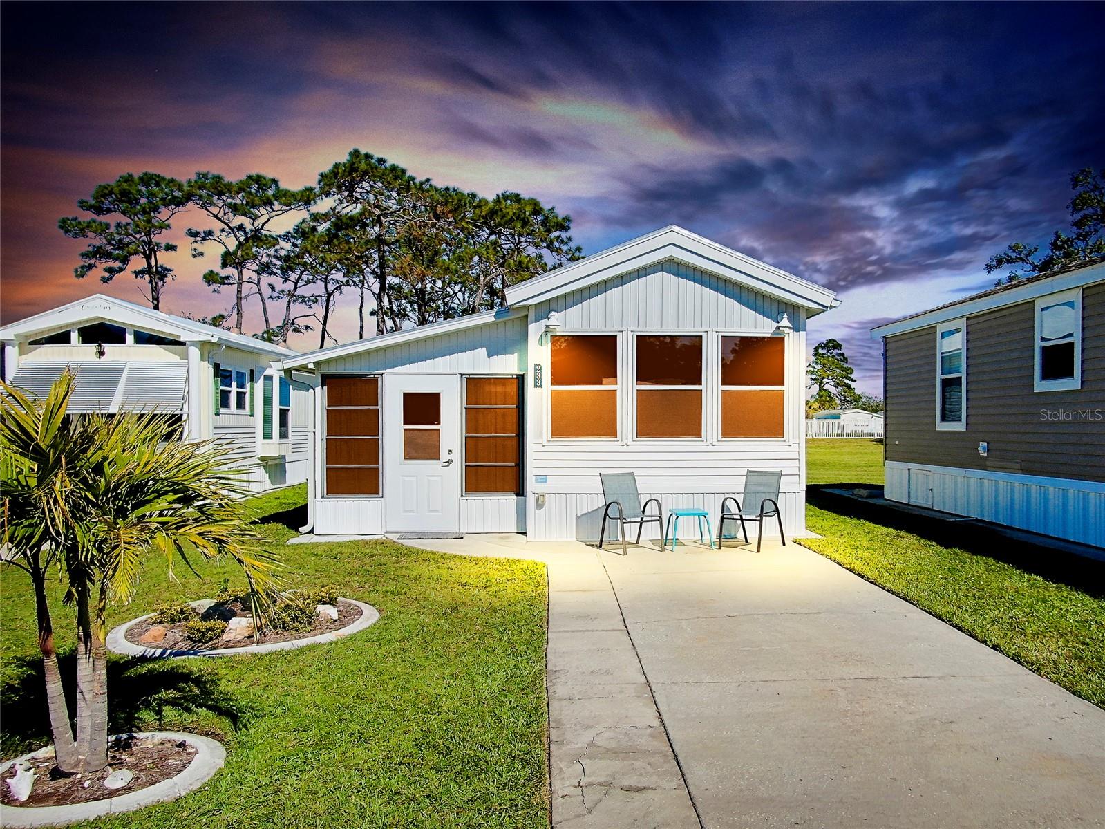 233 Bainbridge Dr Property Photo