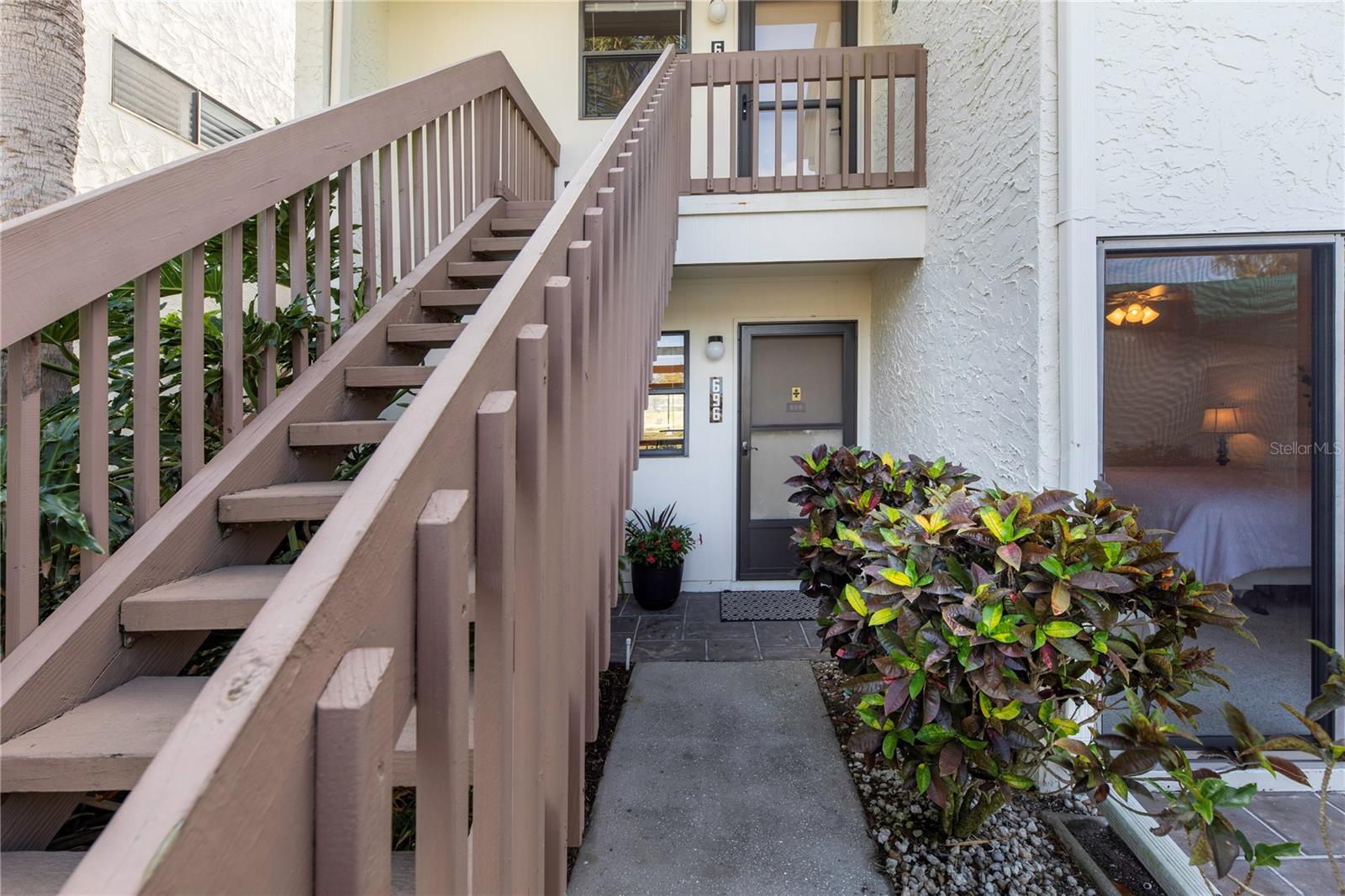 696 Bird Bay Dr W #138 Property Photo 1