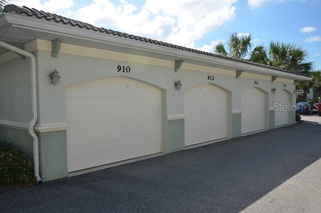 900 Gardens Edge Dr #921 Property Photo 14
