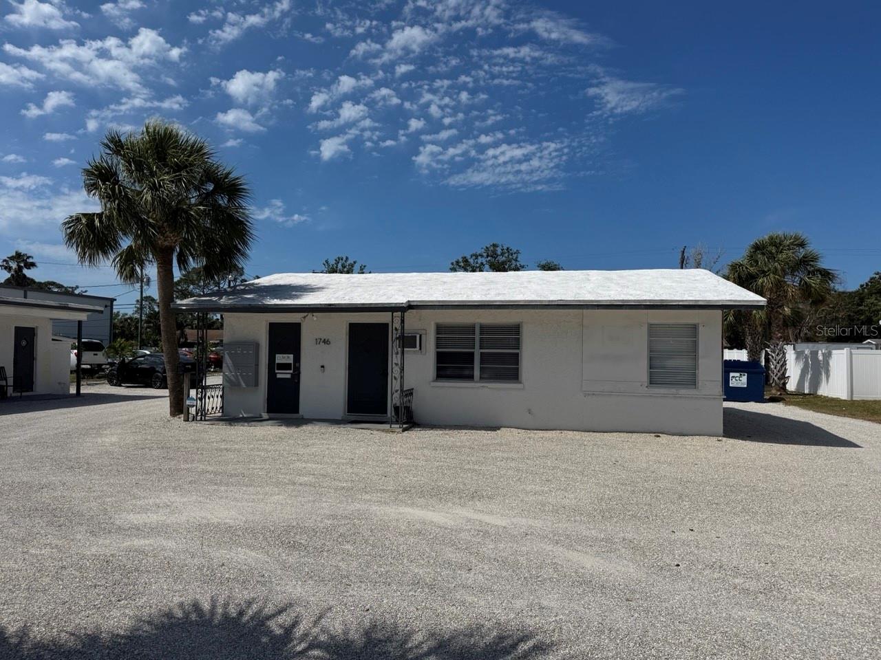 1746 S Tamiami Trl Property Photo 2
