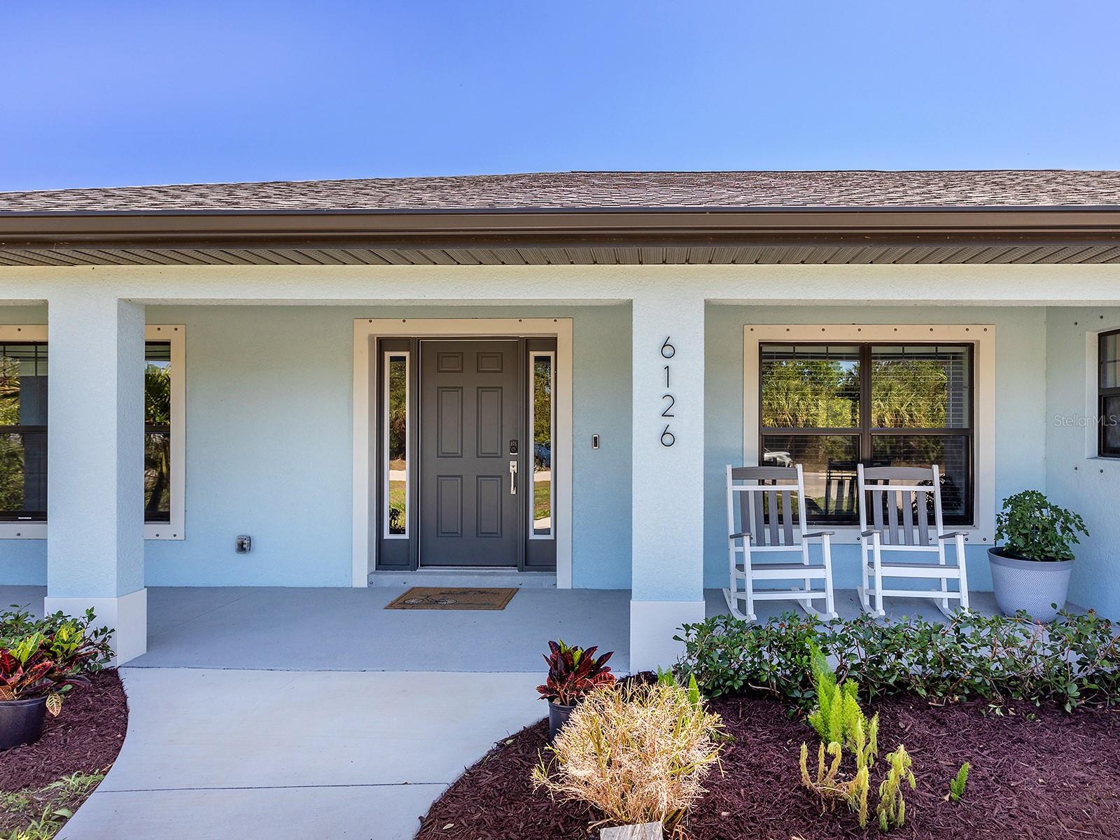 6126 Spinnaker Blvd Property Photo 6