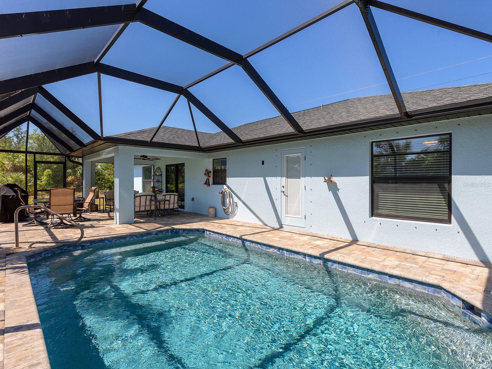 6126 Spinnaker Blvd Property Photo 27