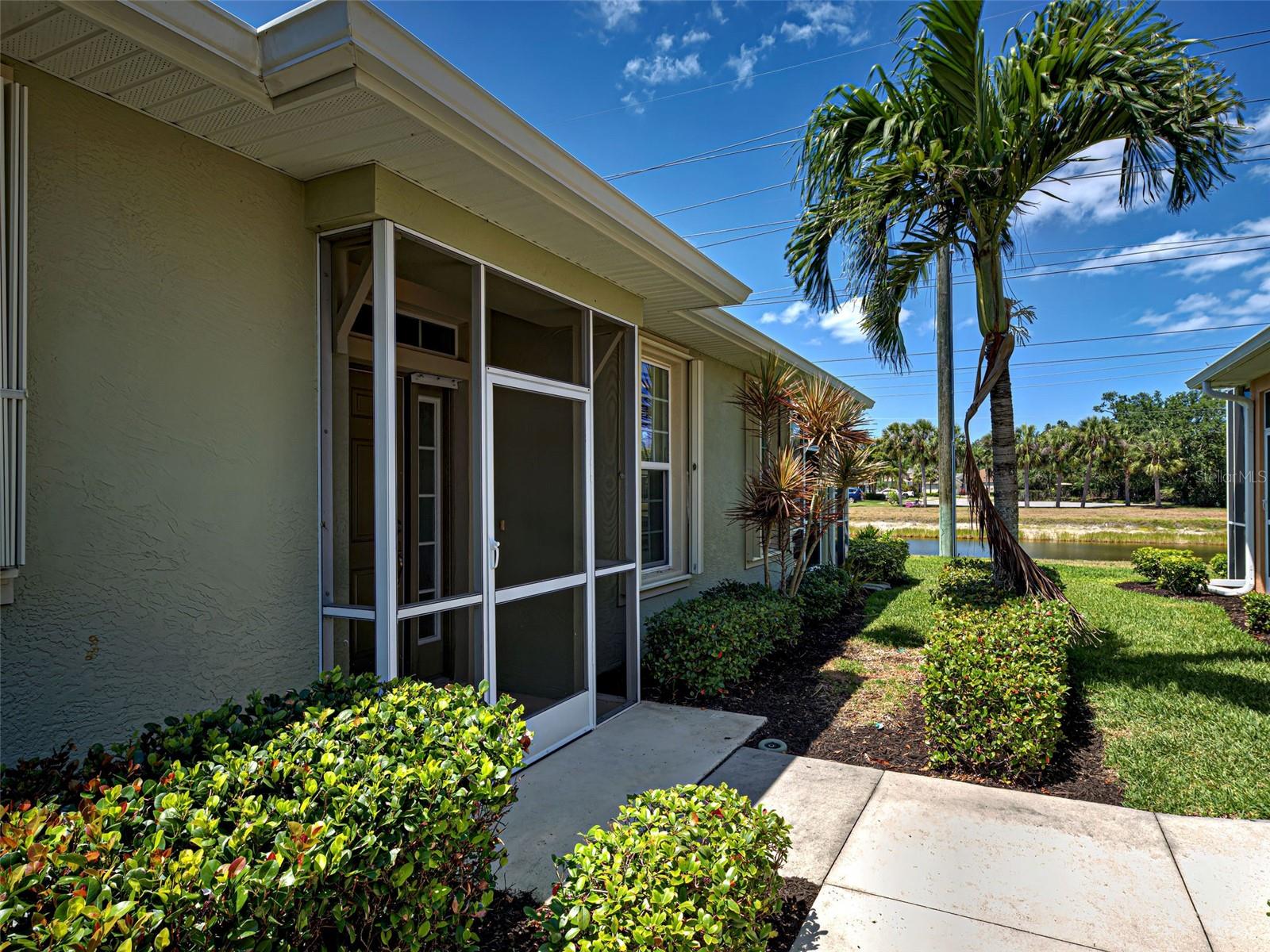 275 Capulet Dr Property Photo 7