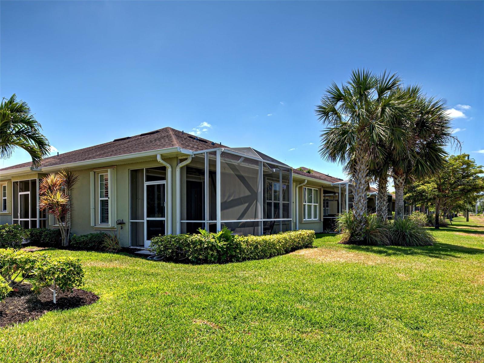 275 Capulet Dr Property Photo 11