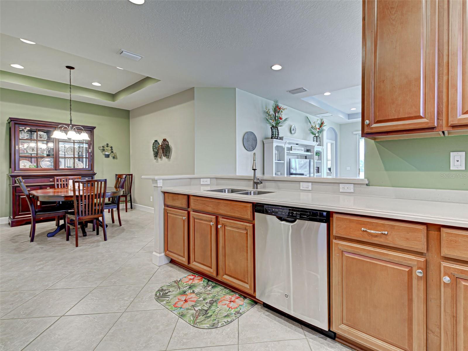275 Capulet Dr Property Photo 29