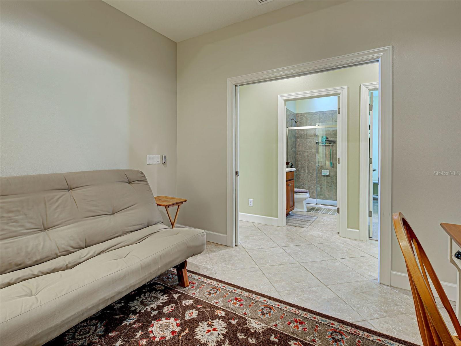 275 Capulet Dr Property Photo 37