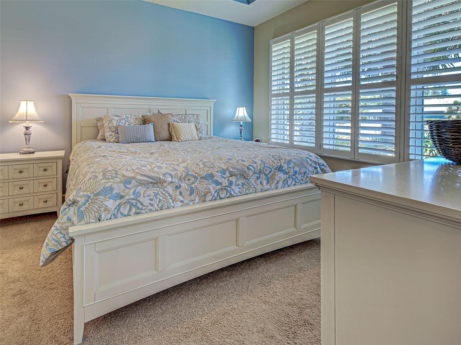 275 Capulet Dr Property Photo 38