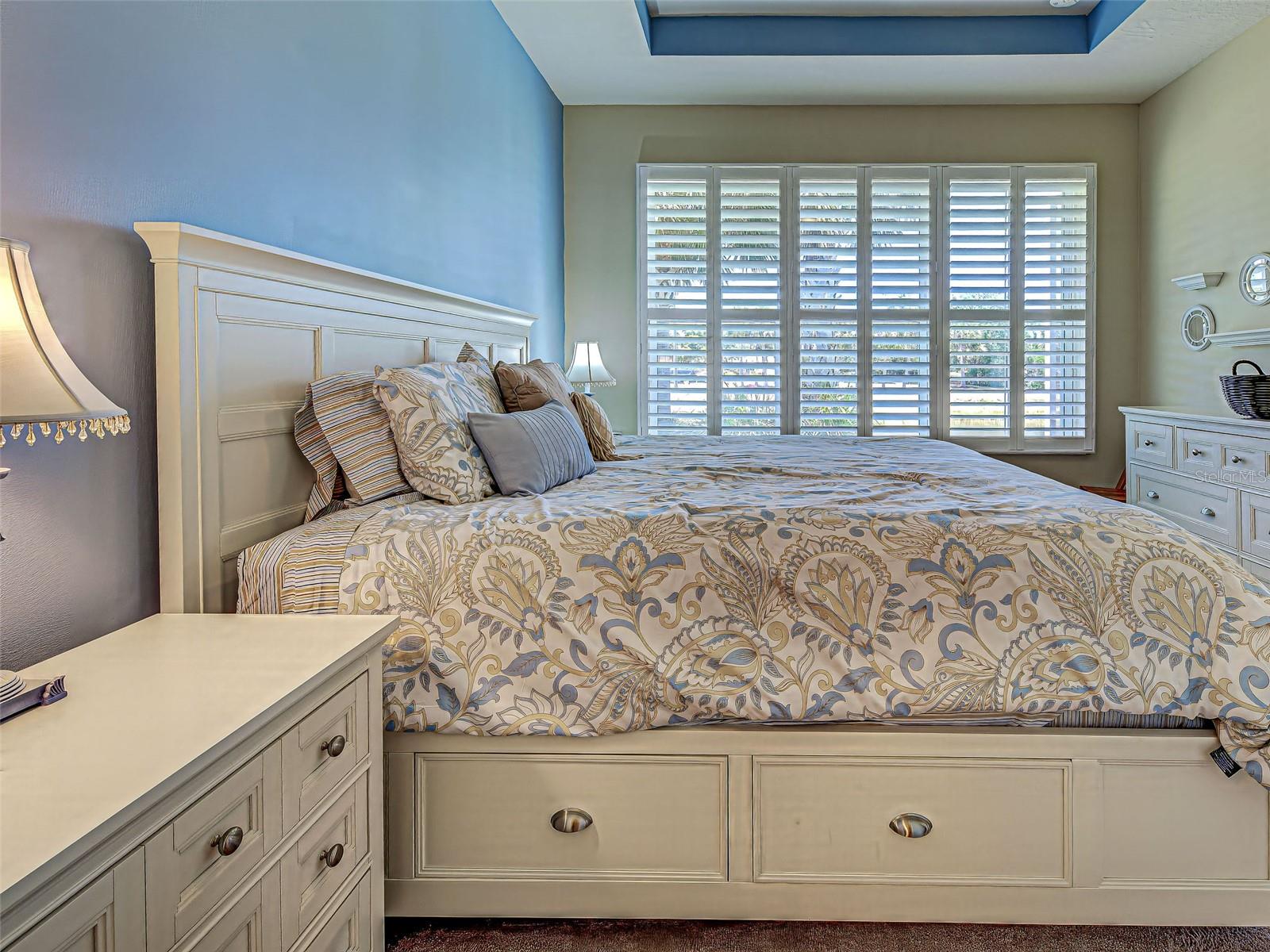 275 Capulet Dr Property Photo 39