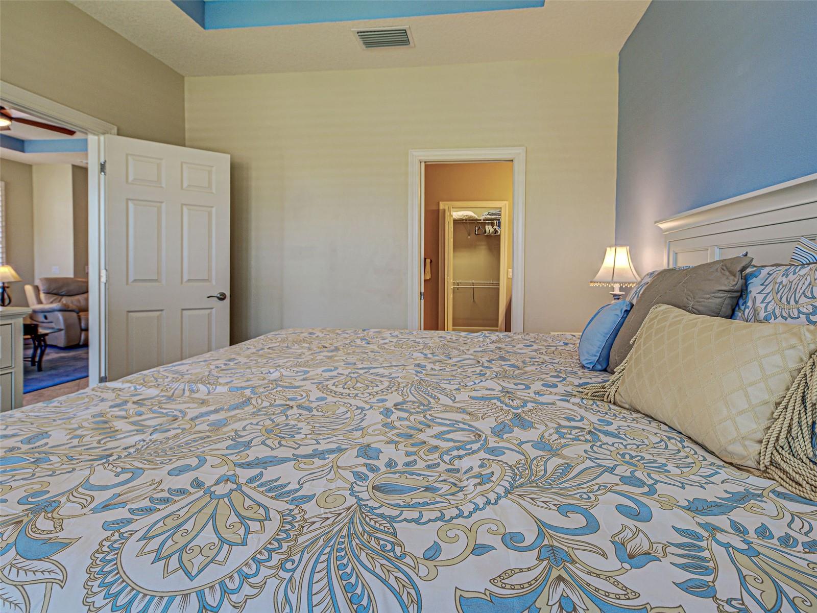 275 Capulet Dr Property Photo 40