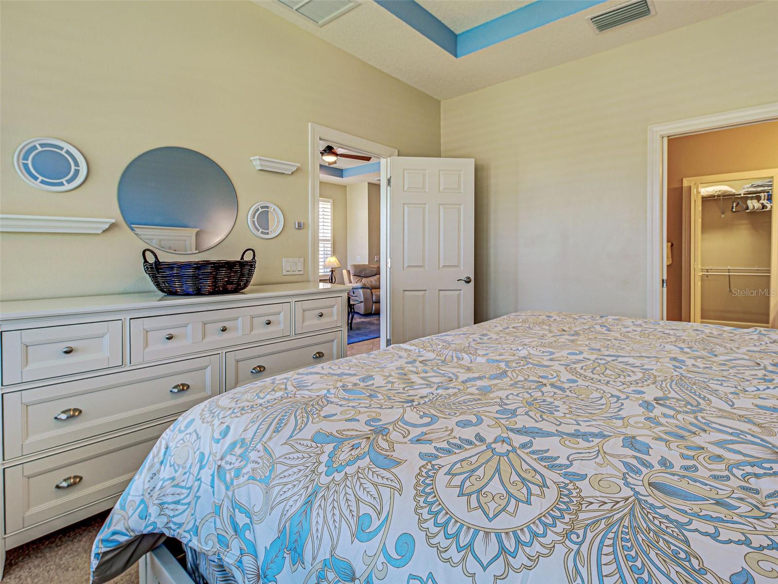 275 Capulet Dr Property Photo 41