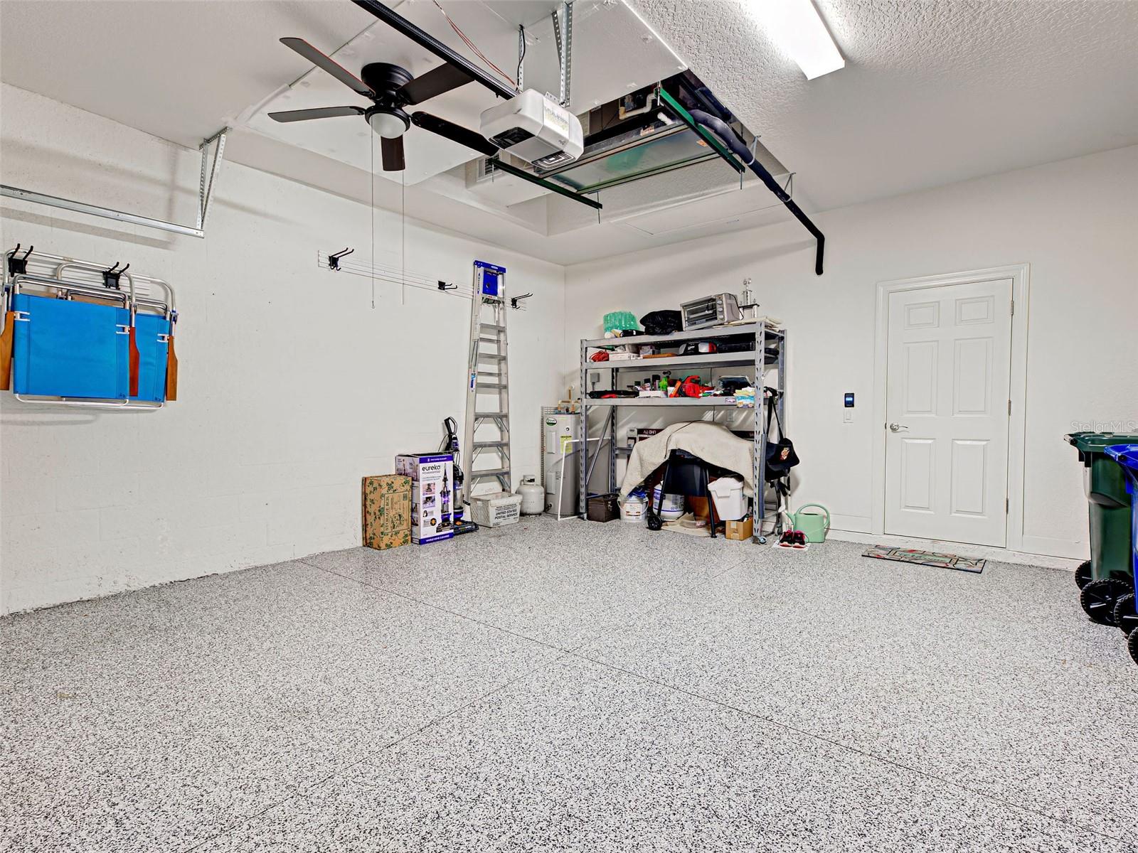 275 Capulet Dr Property Photo 48