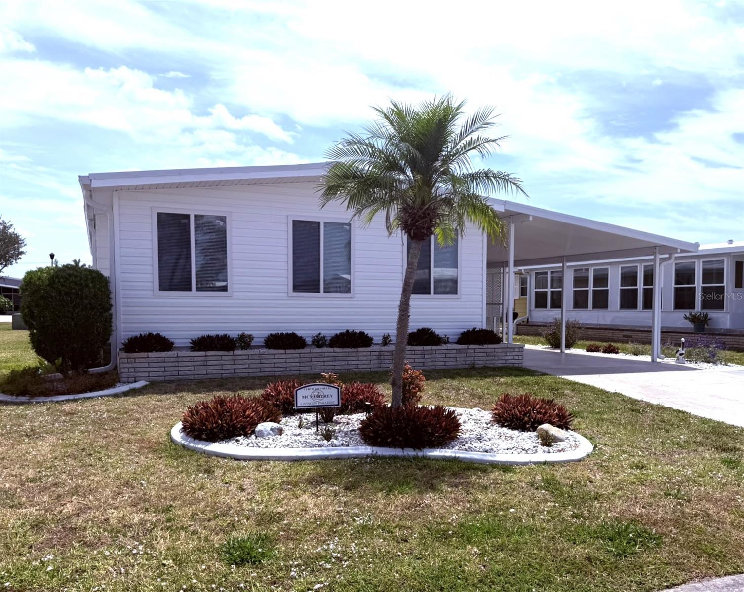 175 Palm Harbor Dr Property Photo