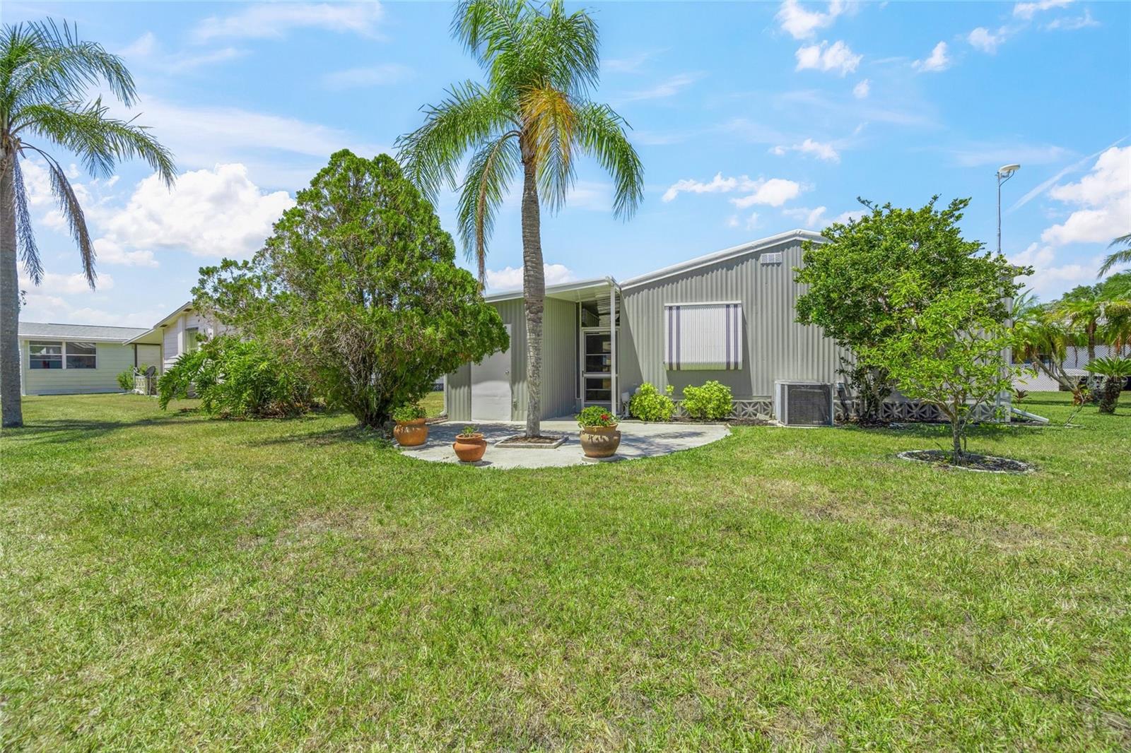 925 Iglesia Dr Property Photo 22