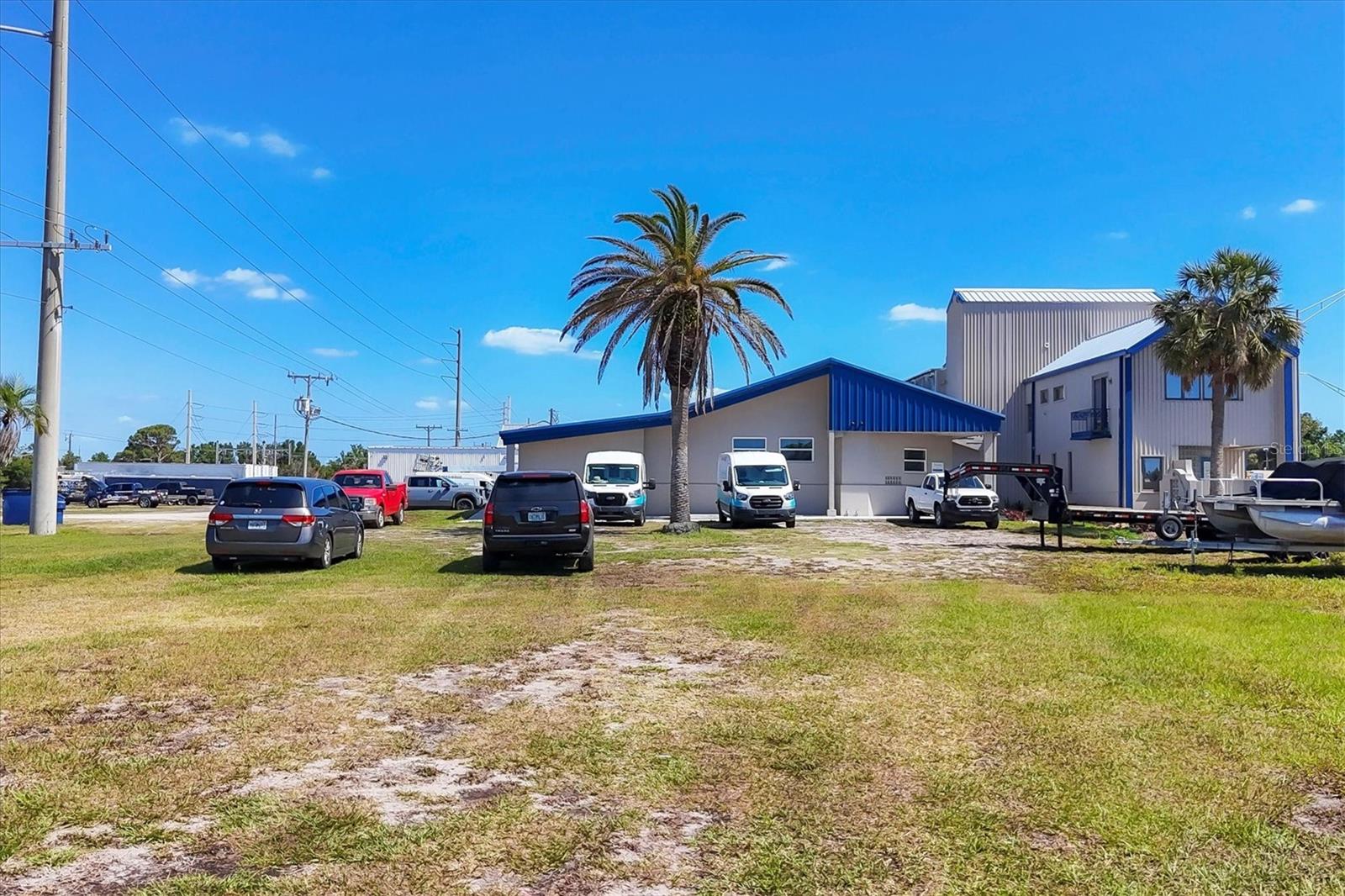 2225 S Tamiami Tr S Property Photo 29
