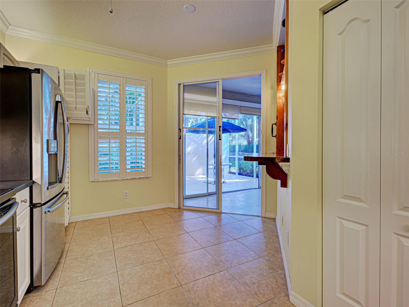 912 Barclay Ct Property Photo 21
