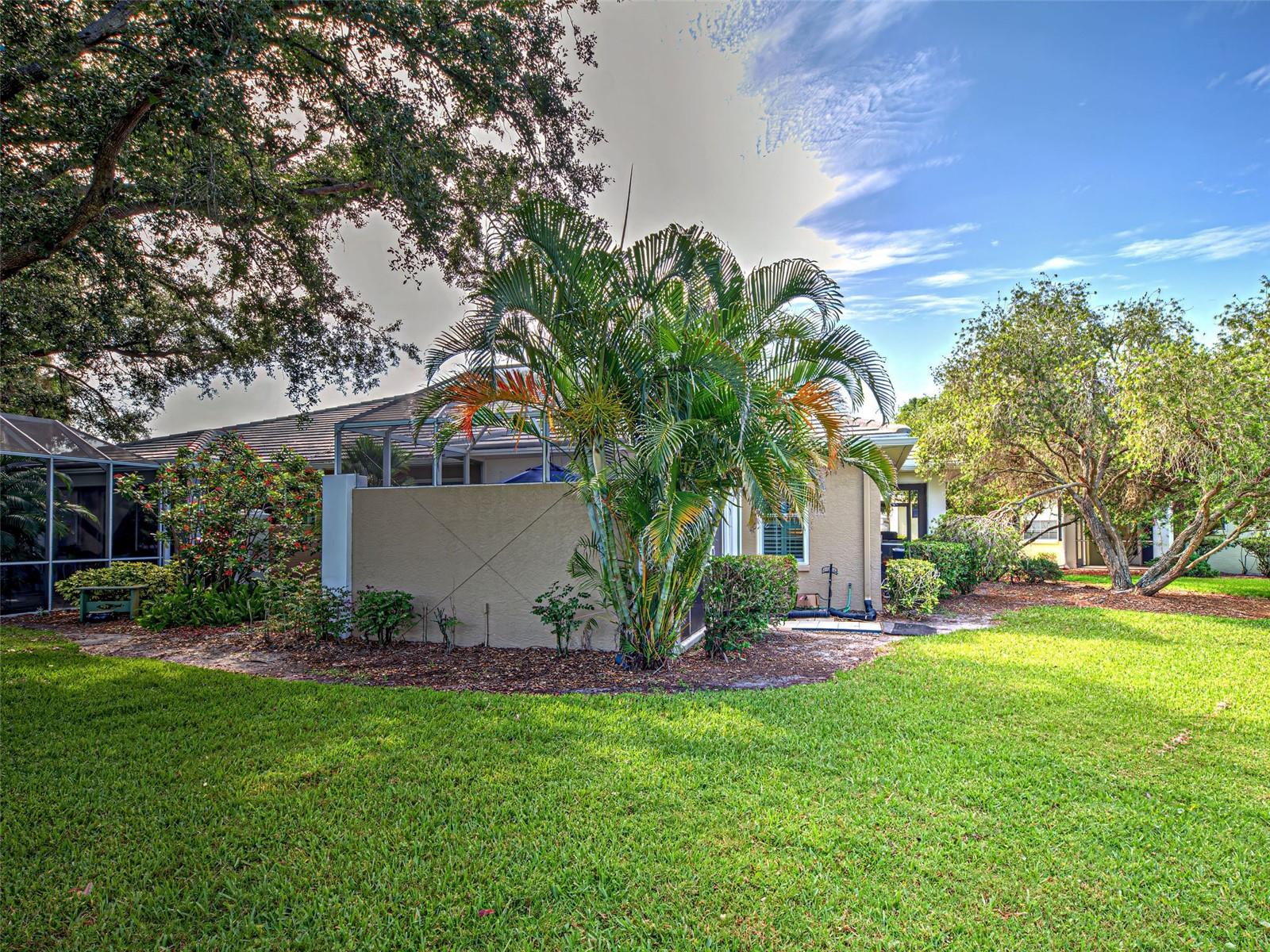 912 Barclay Ct Property Photo 46