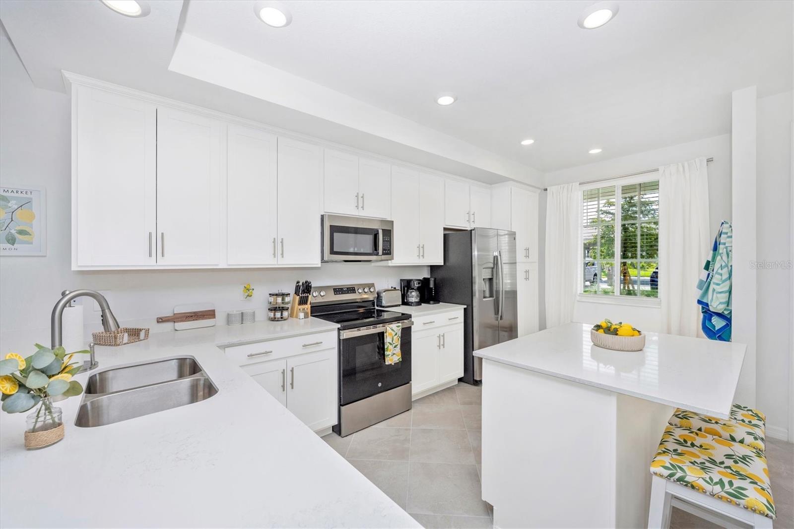 17595 Opal Sand Dr #105 Property Photo 6