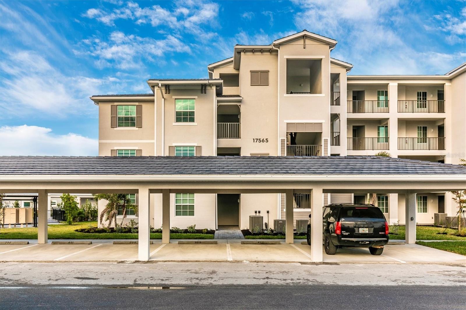 17565 Opal Sand Dr #305 Property Photo 1