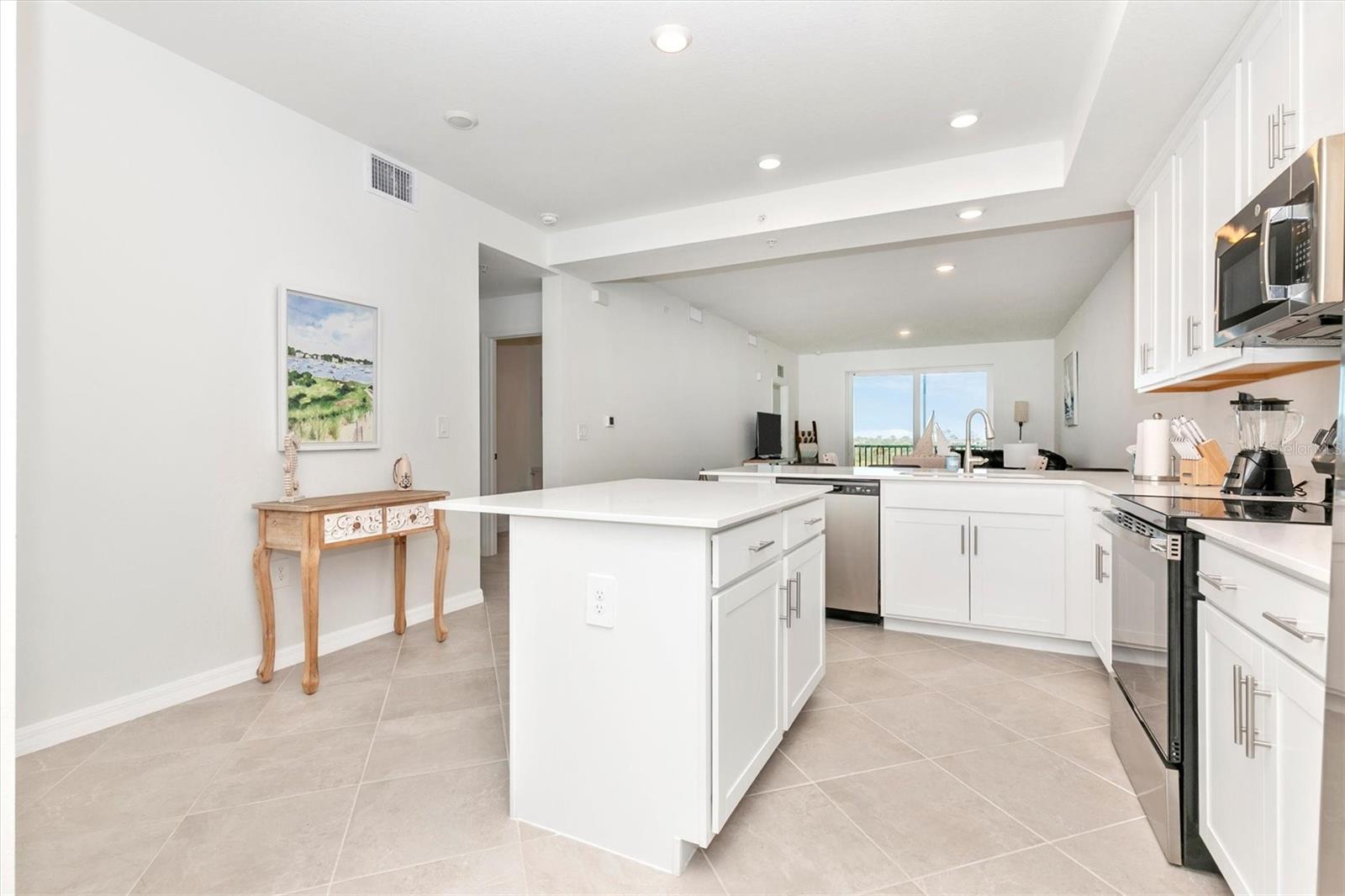 17565 Opal Sand Dr #305 Property Photo 6