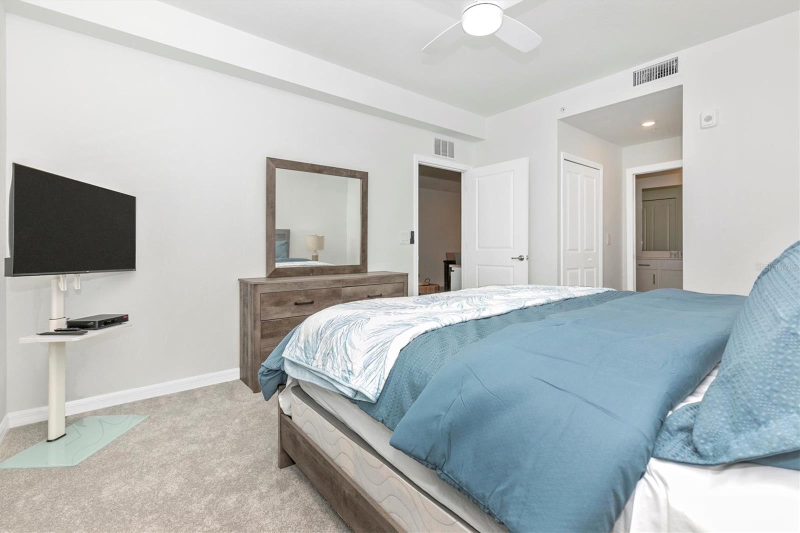 17565 Opal Sand Dr #305 Property Photo 25