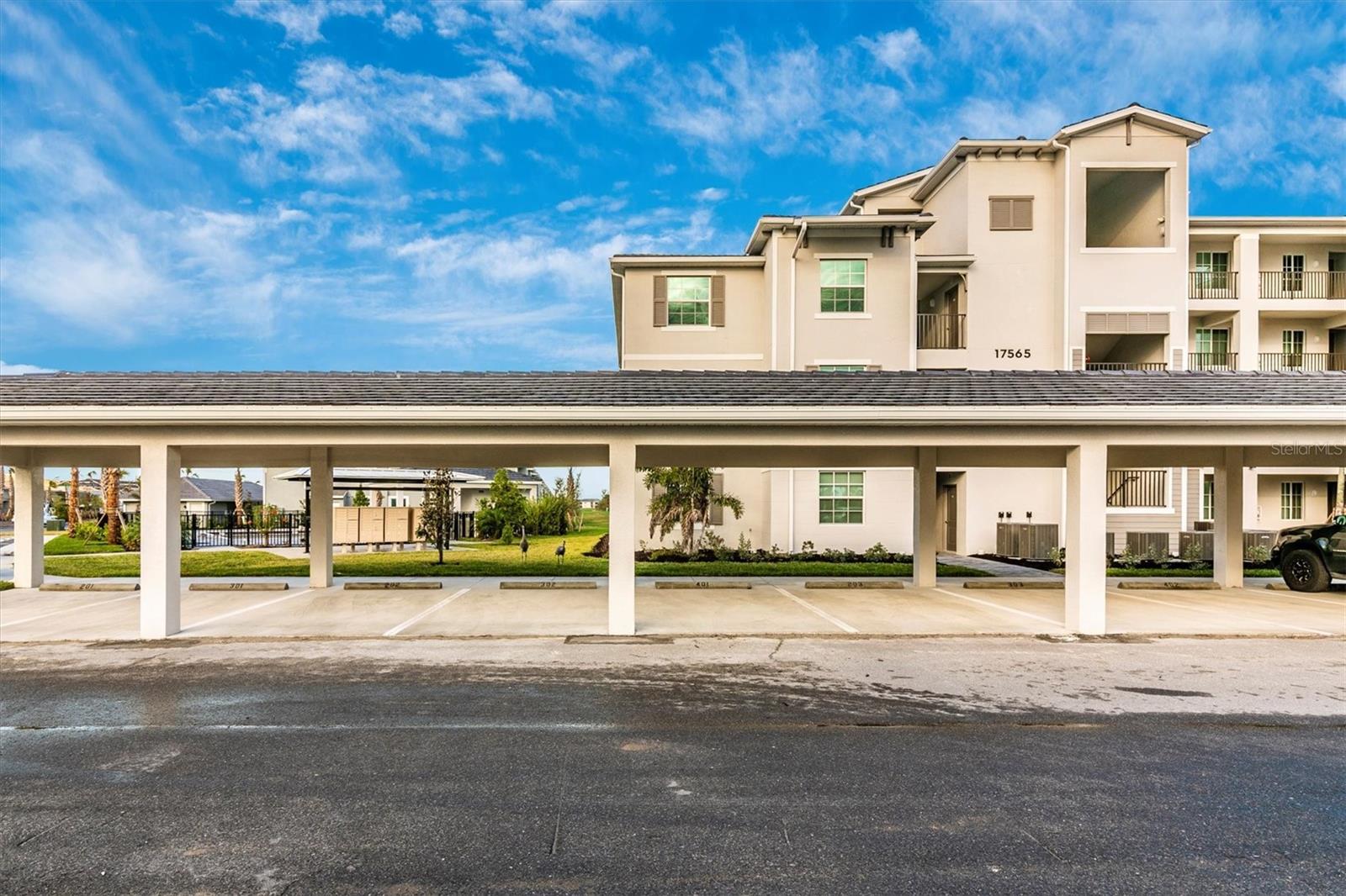 17565 Opal Sand Dr #305 Property Photo 39