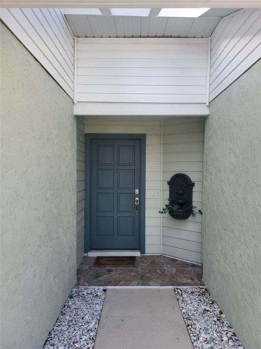482 Pendleton Pl Property Photo 4